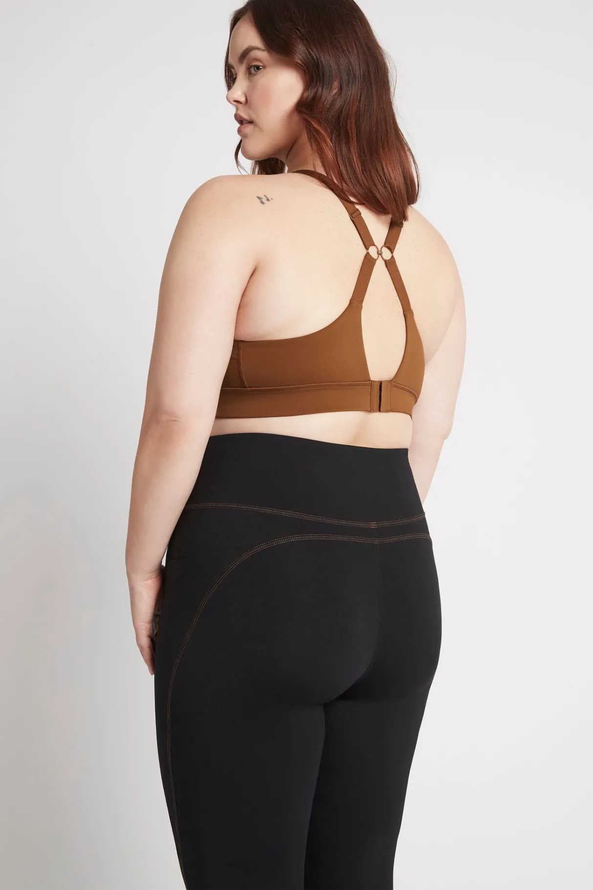 adjustable_strap_sports_bra__12-1.webp Cheap Aje ATHLETICA Adjustable Strap Sports Bra 321 Coffee/Gold
