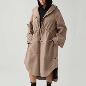 Store Aje ATHLETICA Anorak Spray Coat 766 Dune