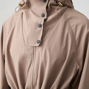 Store Aje ATHLETICA Anorak Spray Coat 766 Dune