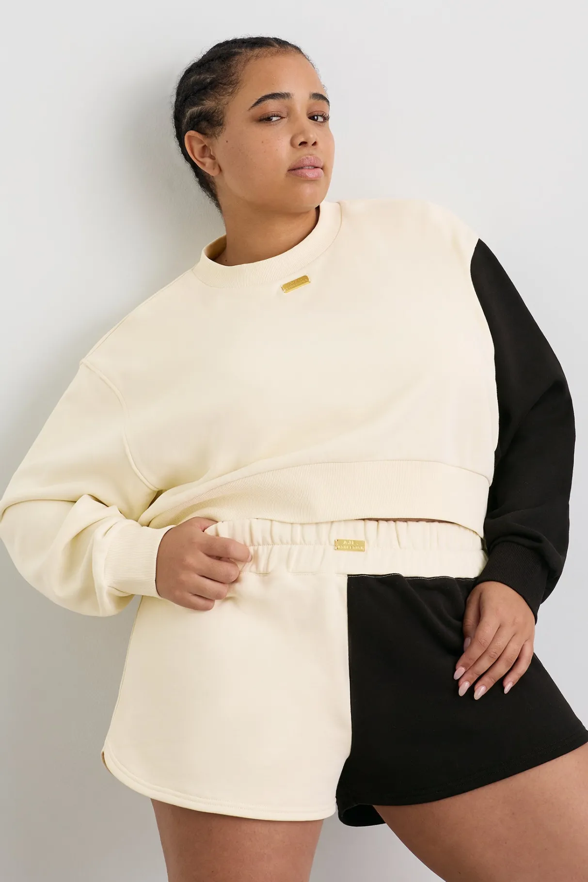 batwing_crew_neck__14.webp Cheap Aje ATHLETICA Batwing Crew Neck 426 Limestone Beige Black