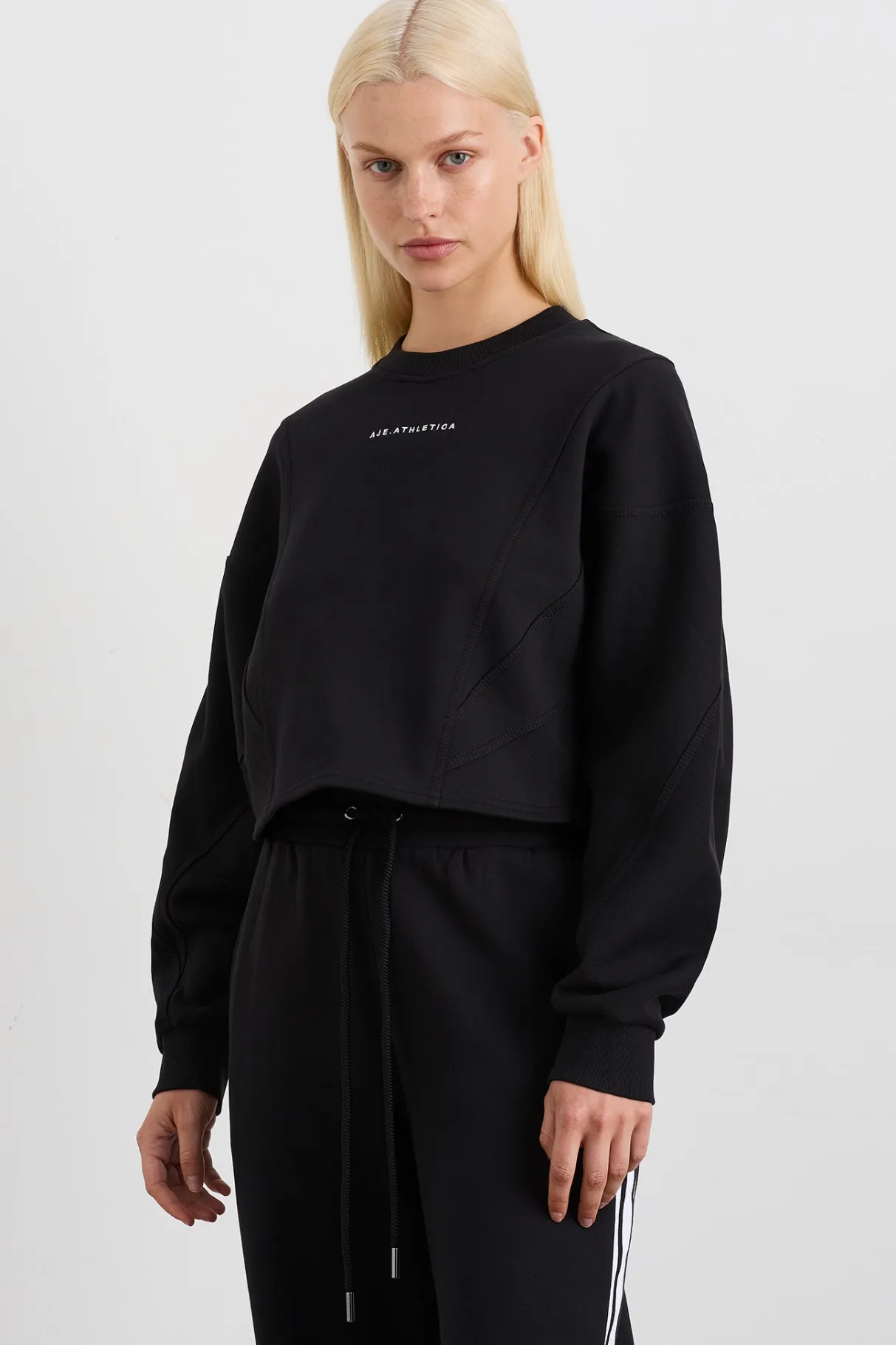 batwing_crop_crew_jumper__0.webp Outlet Aje ATHLETICA Batwing Crop Crew Jumper 413 Black