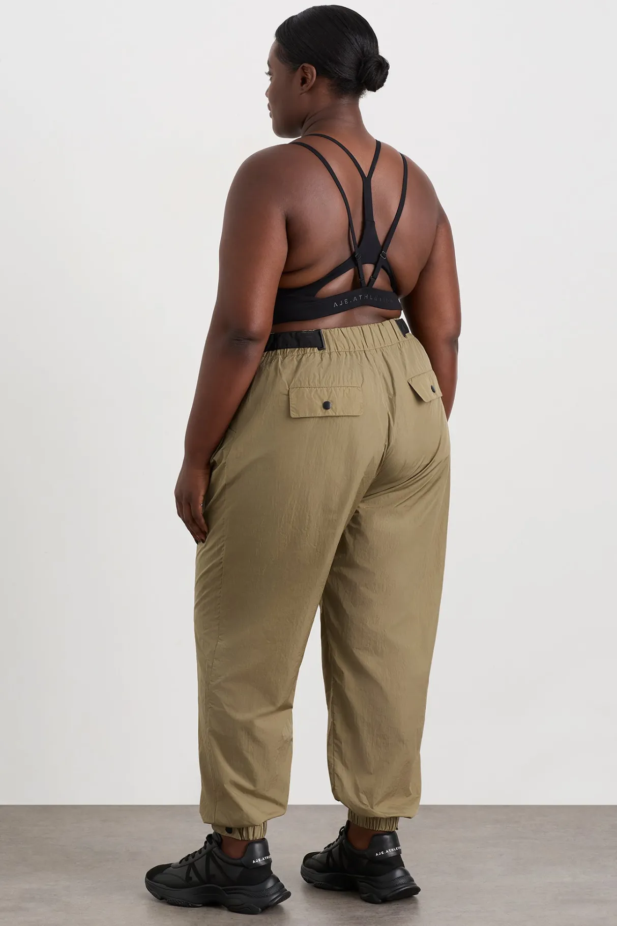 belted_windbreak_pant__13.webp Cheap Aje ATHLETICA Belted Windbreak Pant 502 Soft Khaki Black