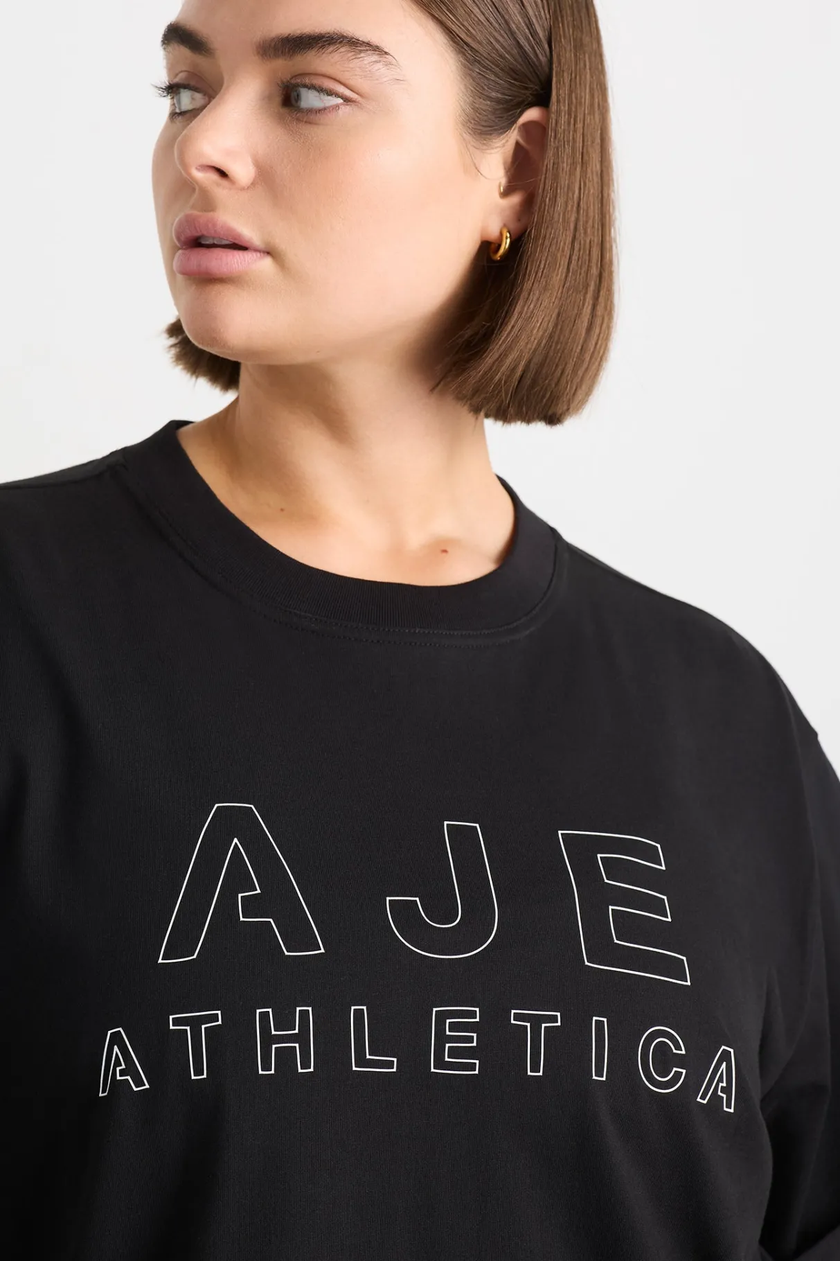 block_logo_boyfriend_tee__12-1.webp Fashion Aje ATHLETICA Block Logo Boyfriend Tee 102 Black/White