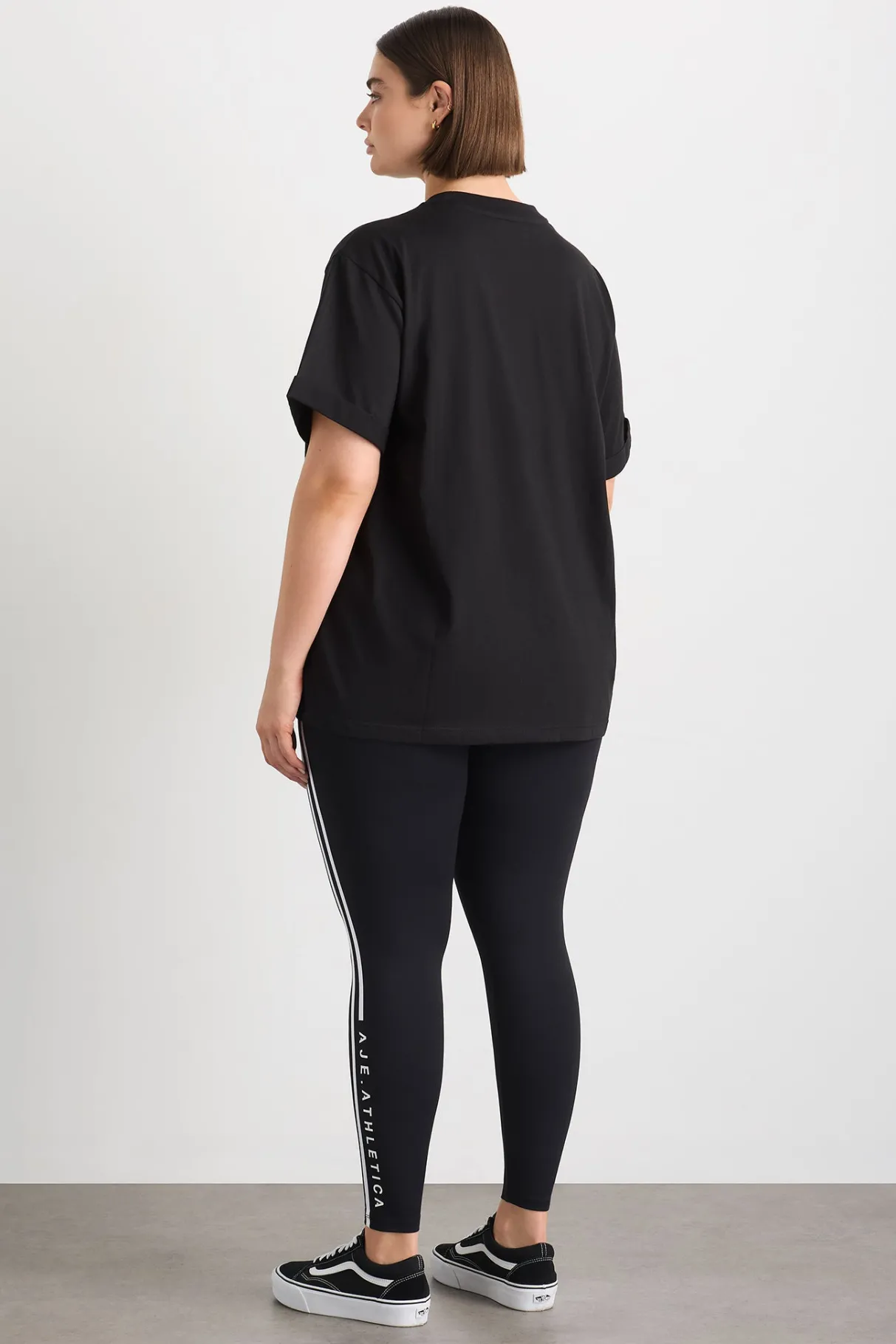 block_logo_boyfriend_tee__14.webp Fashion Aje ATHLETICA Block Logo Boyfriend Tee 102 Black/White