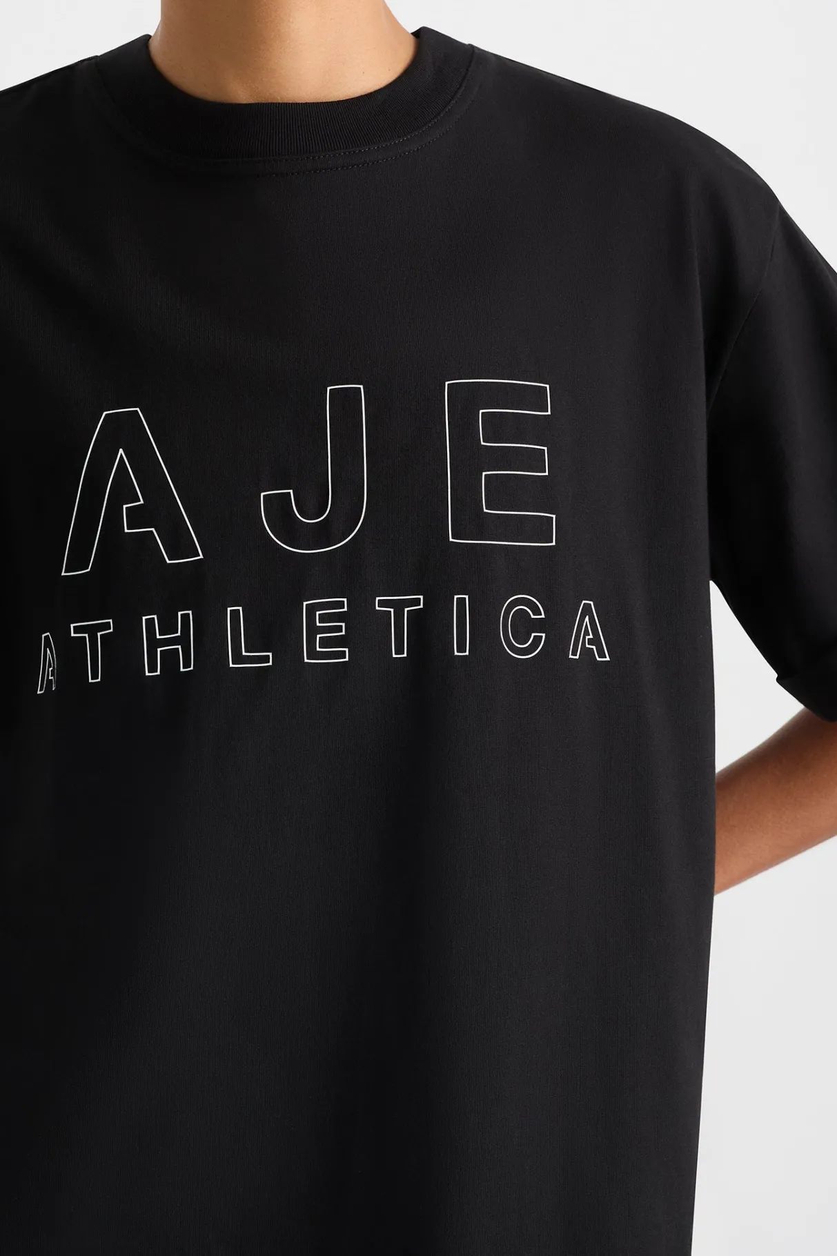 block_logo_boyfriend_tee__3-1.webp Fashion Aje ATHLETICA Block Logo Boyfriend Tee 102 Black/White