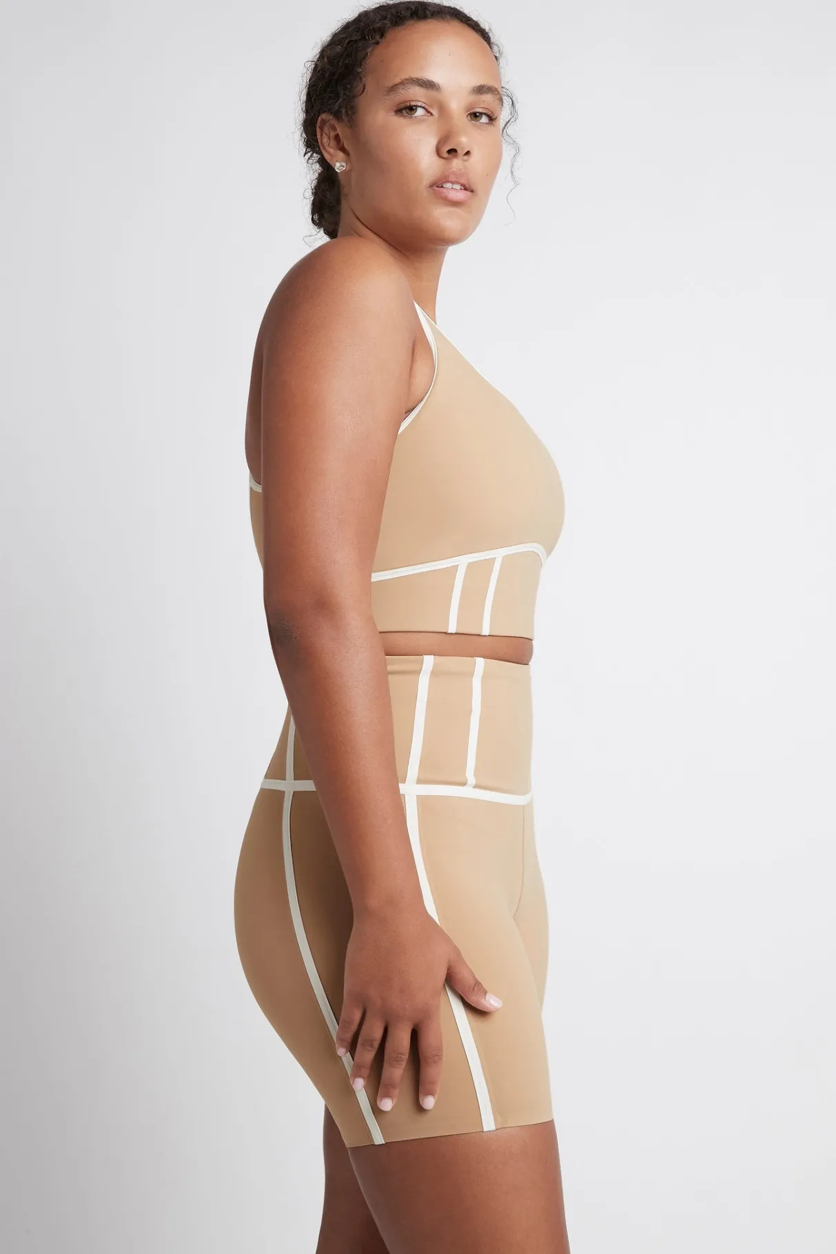 bonded_seam_training_sports_bra__8.webp Best Aje ATHLETICA Bonded Seam Training Sports Bra 310 Beige/Light Ivory