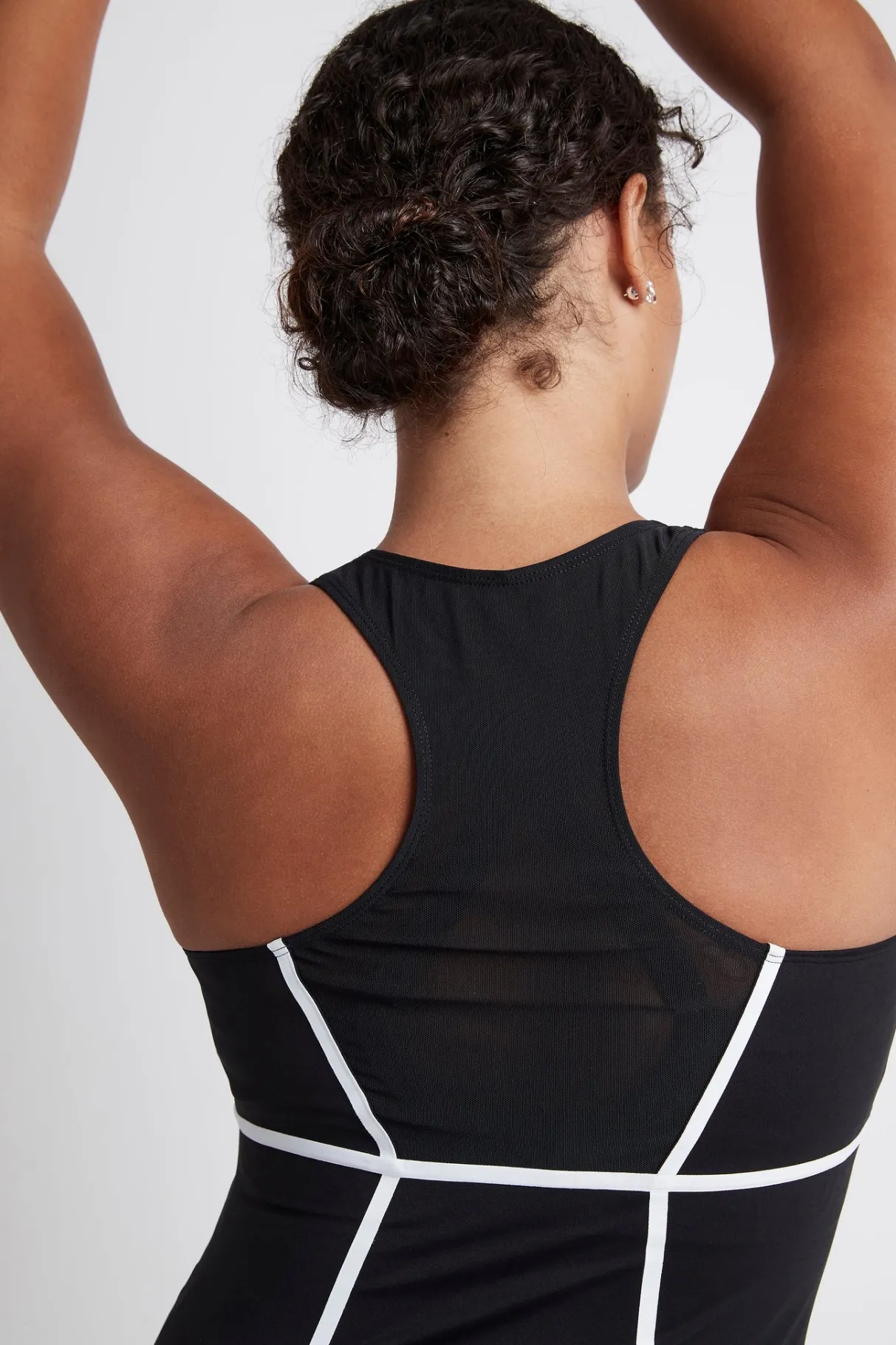 bonded_seam_training_tank__8.webp Shop Aje ATHLETICA Bonded Seam Training Tank 115 Black/White