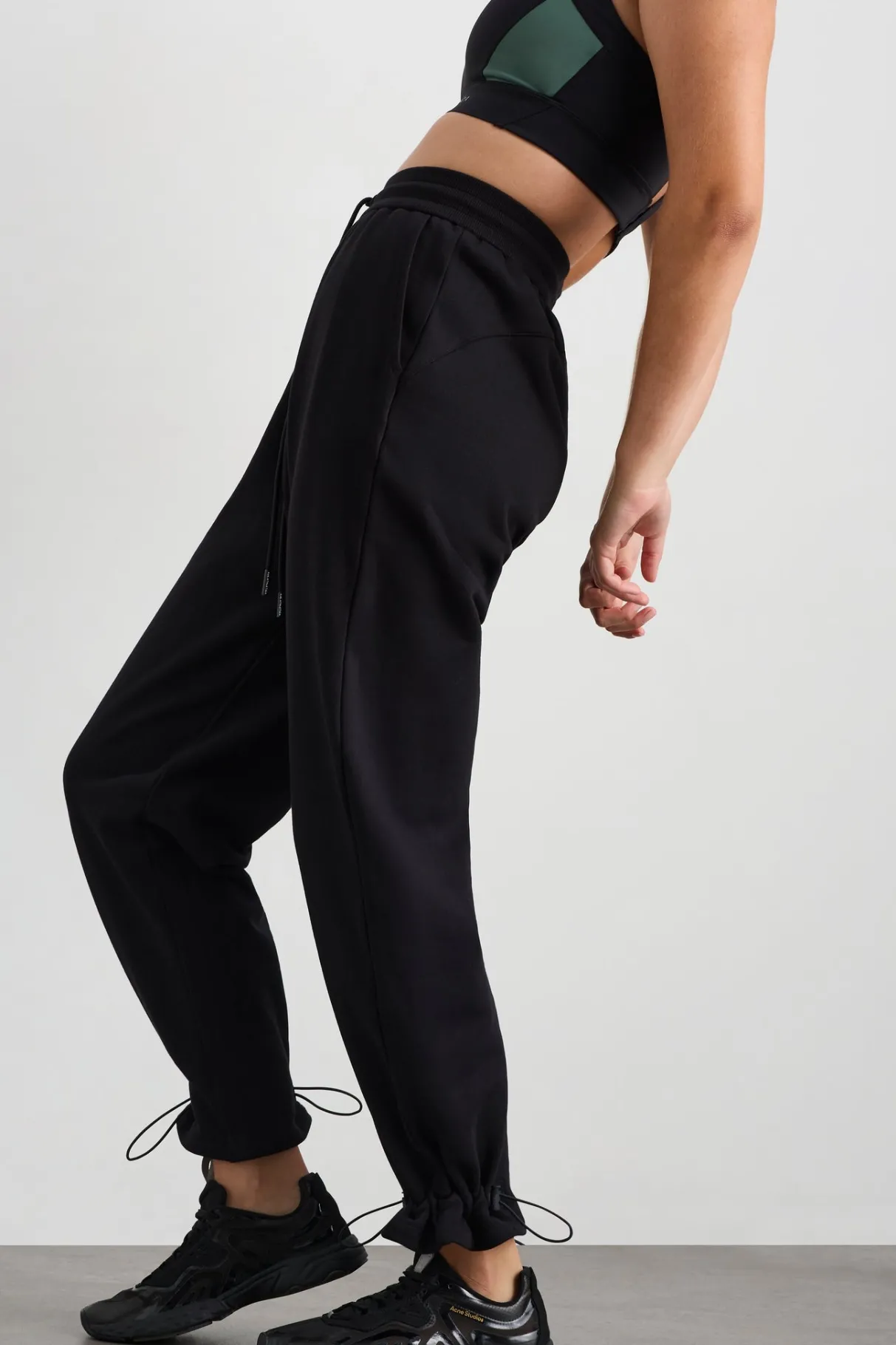 bungee_jogger__10.webp Flash Sale Aje ATHLETICA Bungee Jogger 511 Black