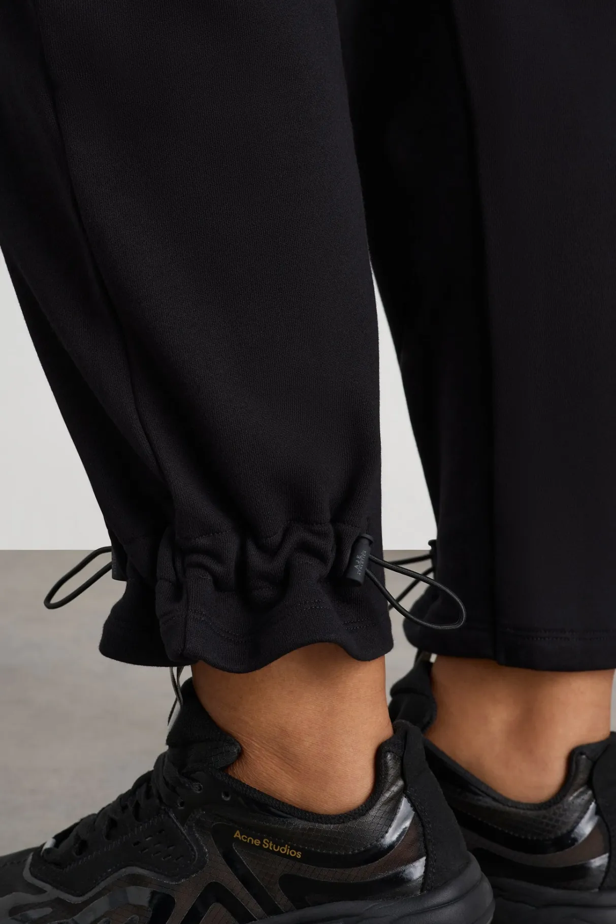 bungee_jogger__15.webp Flash Sale Aje ATHLETICA Bungee Jogger 511 Black