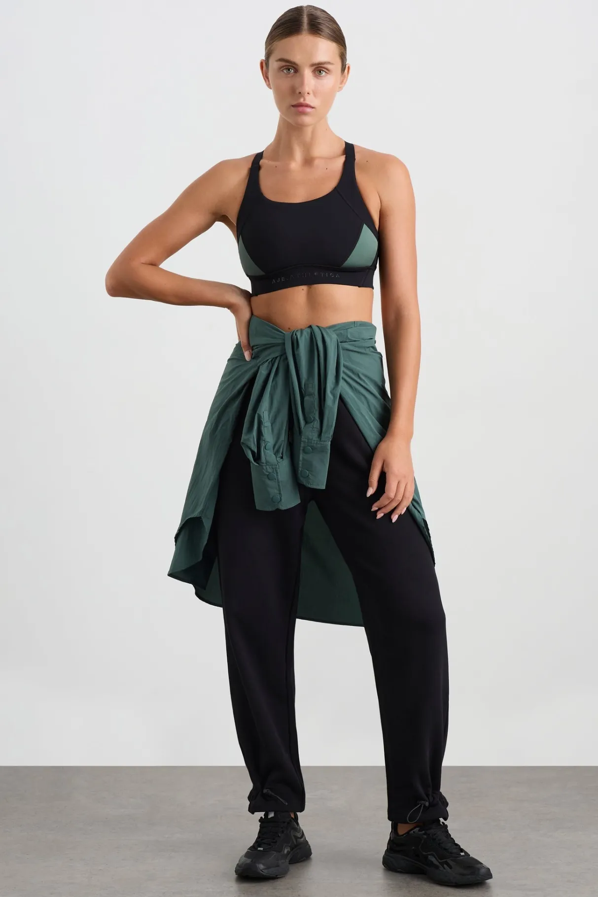 bungee_jogger__6.webp Flash Sale Aje ATHLETICA Bungee Jogger 511 Black