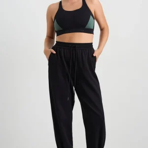 Flash Sale Aje ATHLETICA Bungee Jogger 511 Black