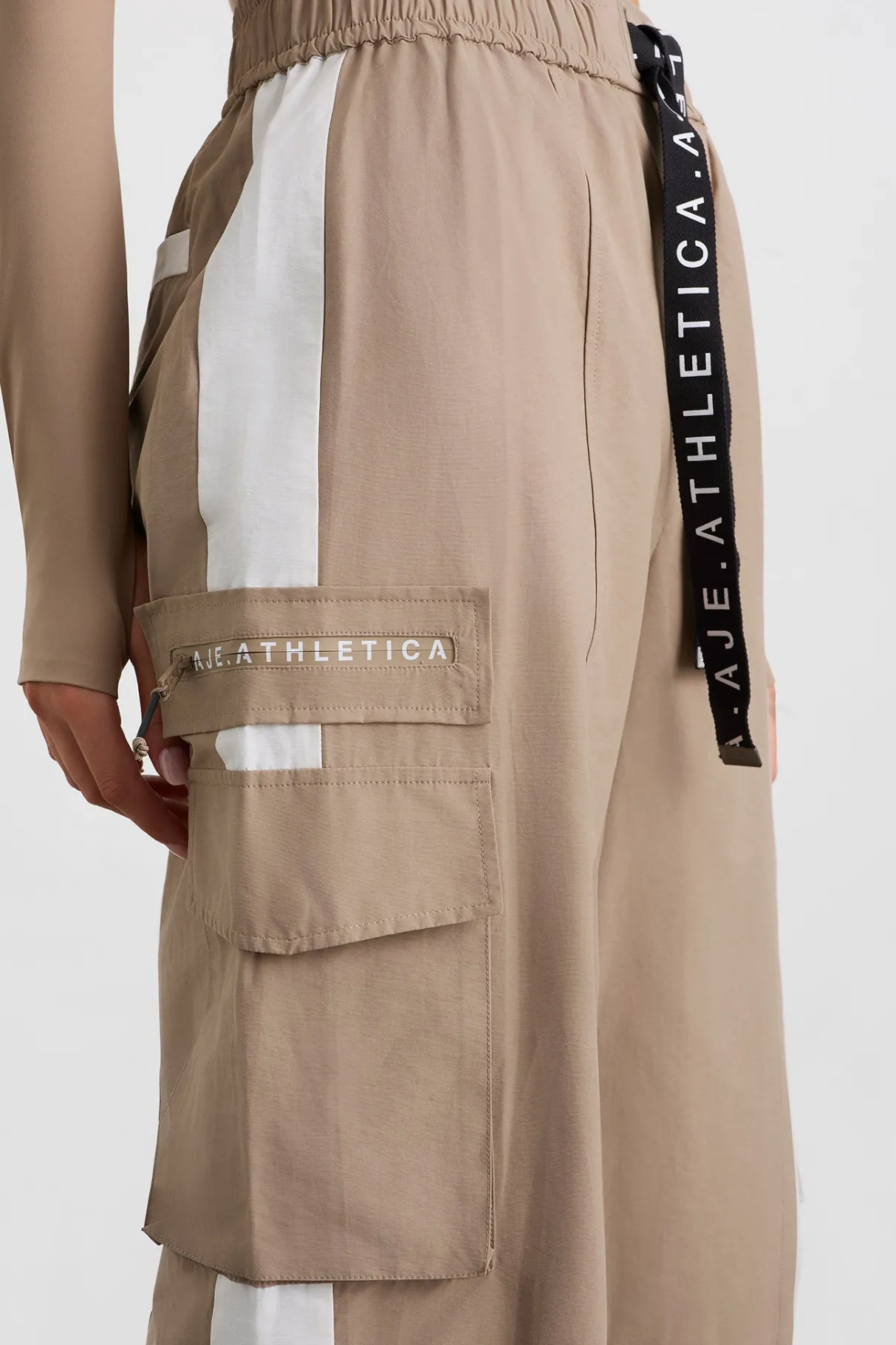 cargo_pants__4-1.webp Sale Aje ATHLETICA Cargo Pants 512 Dune/Ivory
