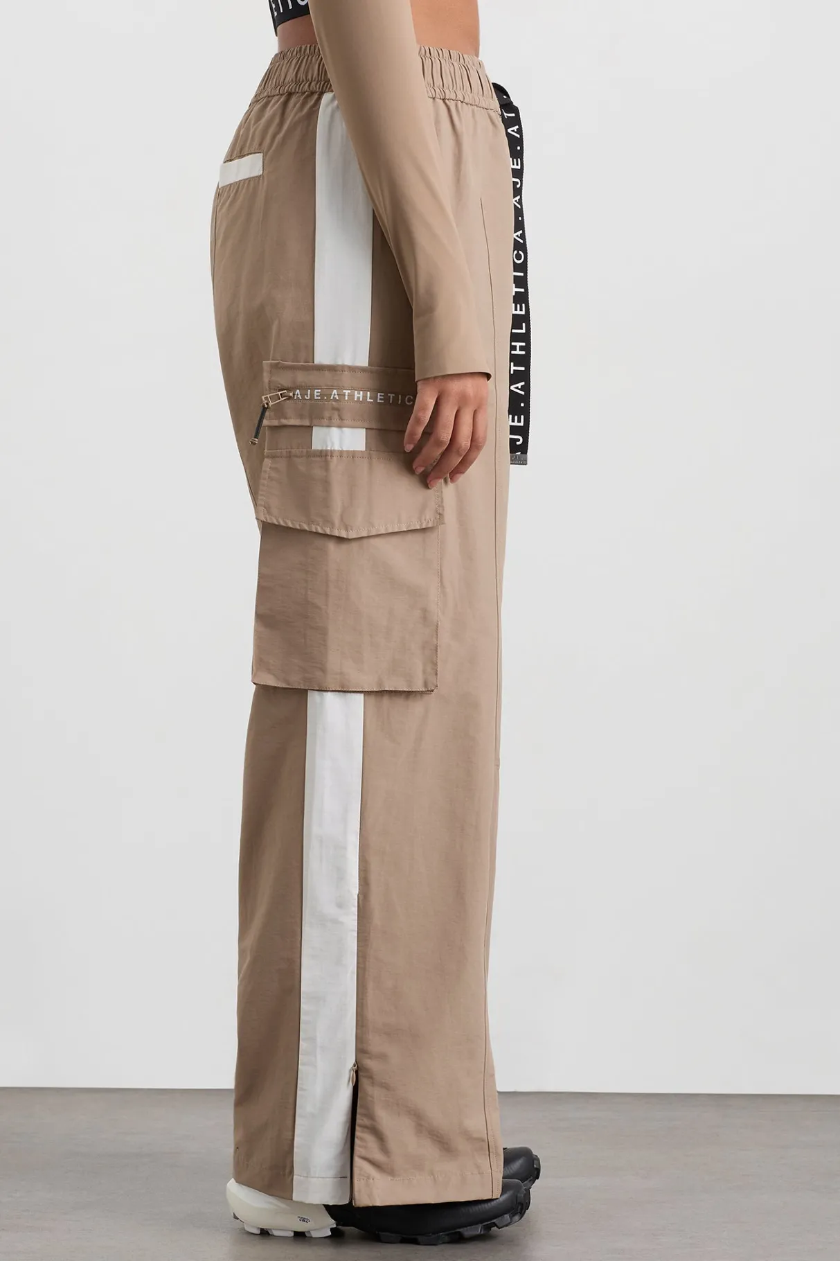 cargo_pants__7-1.webp Sale Aje ATHLETICA Cargo Pants 512 Dune/Ivory