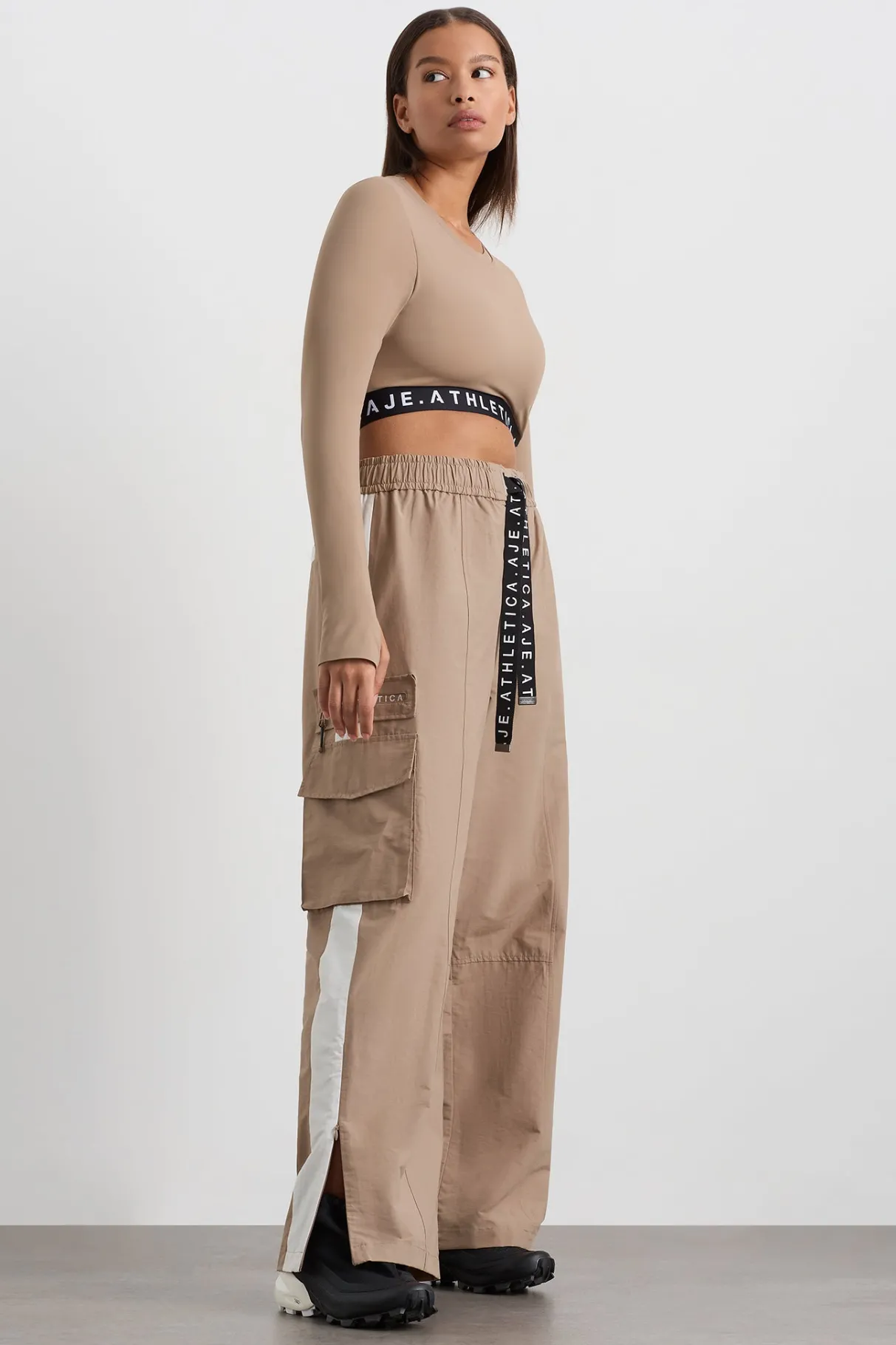 cargo_pants__8-1.webp Sale Aje ATHLETICA Cargo Pants 512 Dune/Ivory