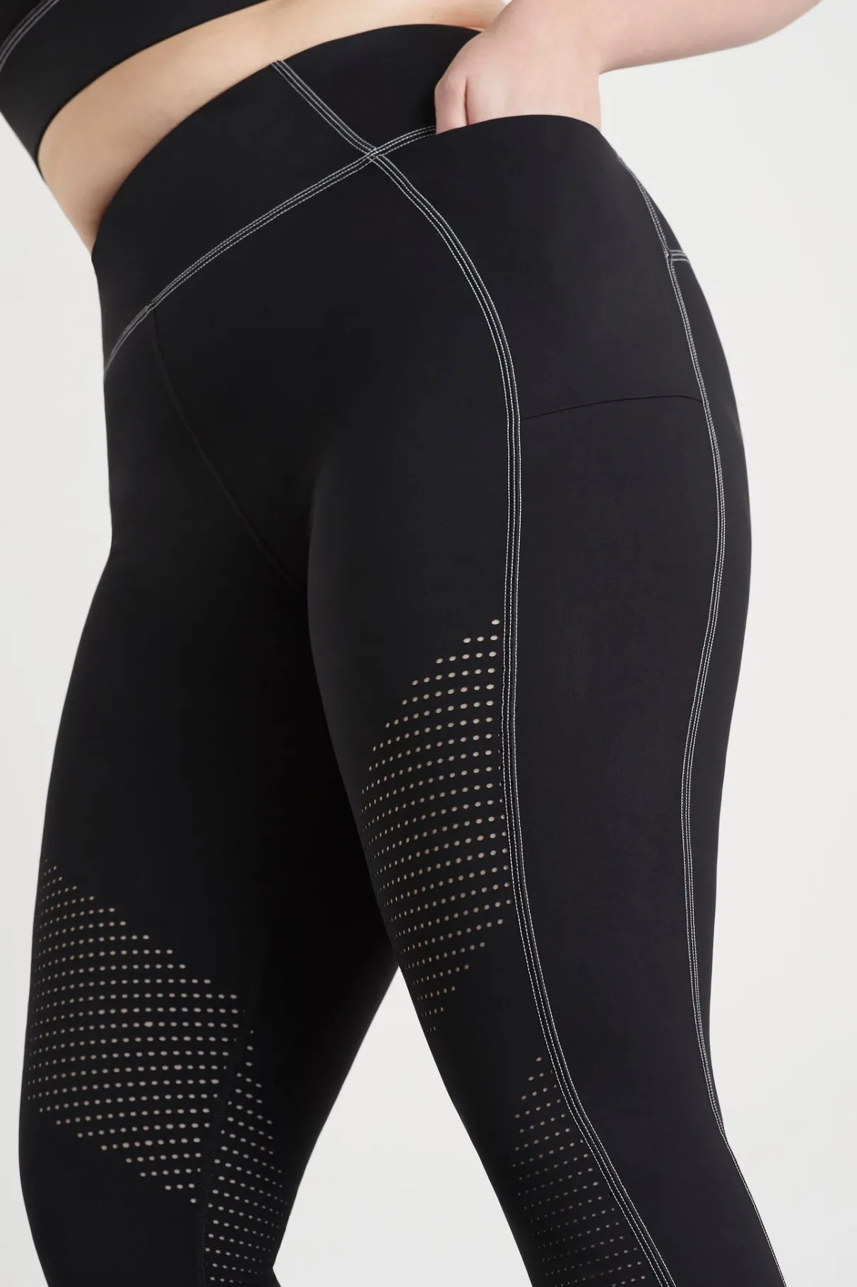 classic_laser_cut_full_length_legging__13.webp New Aje ATHLETICA Classic Laser Cut Full Length Legging 202 Black/White