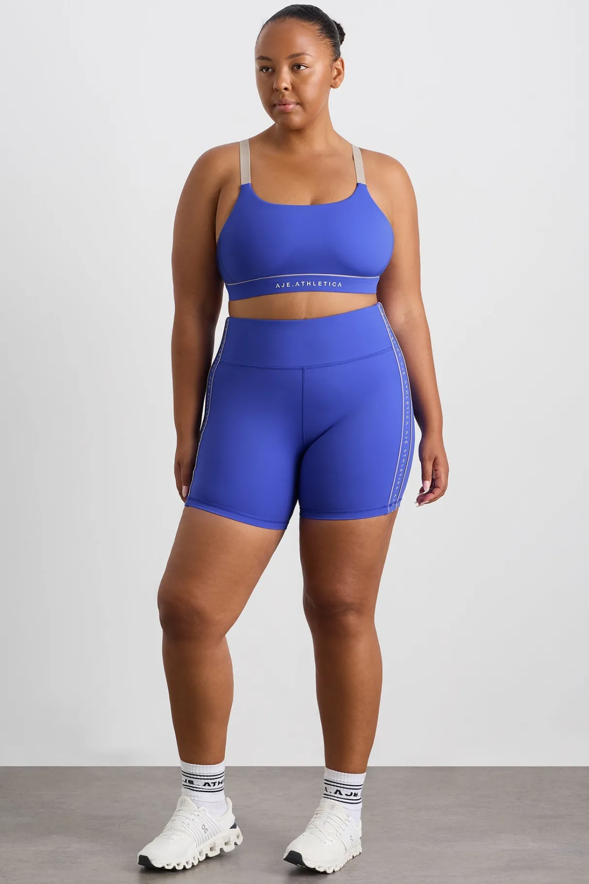classic_strap_sports_bra__13.webp Flash Sale Aje ATHLETICA Classic Strap Sports Bra 362 Marine Blue Latte Beige