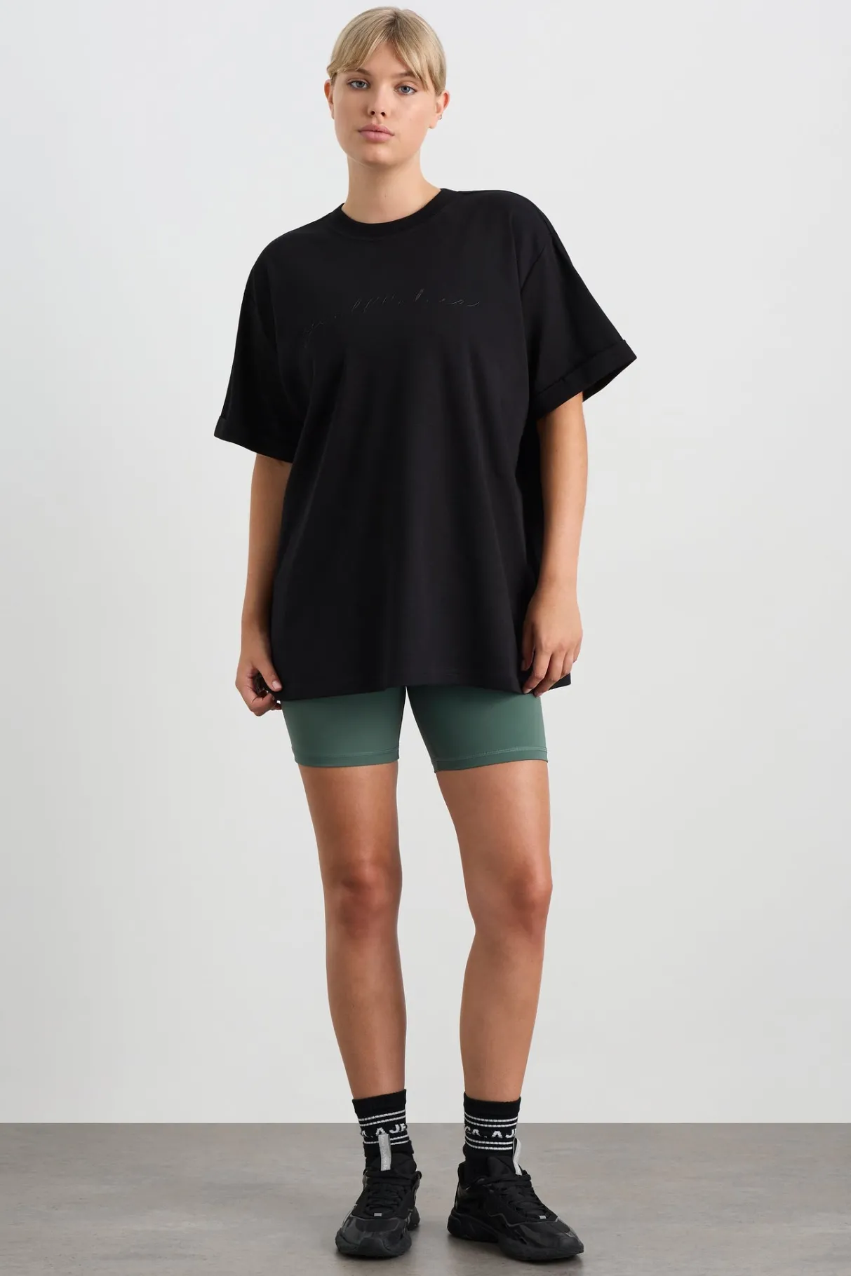 classic_tee__7.webp Outlet Aje ATHLETICA Classic Tee 102 Black