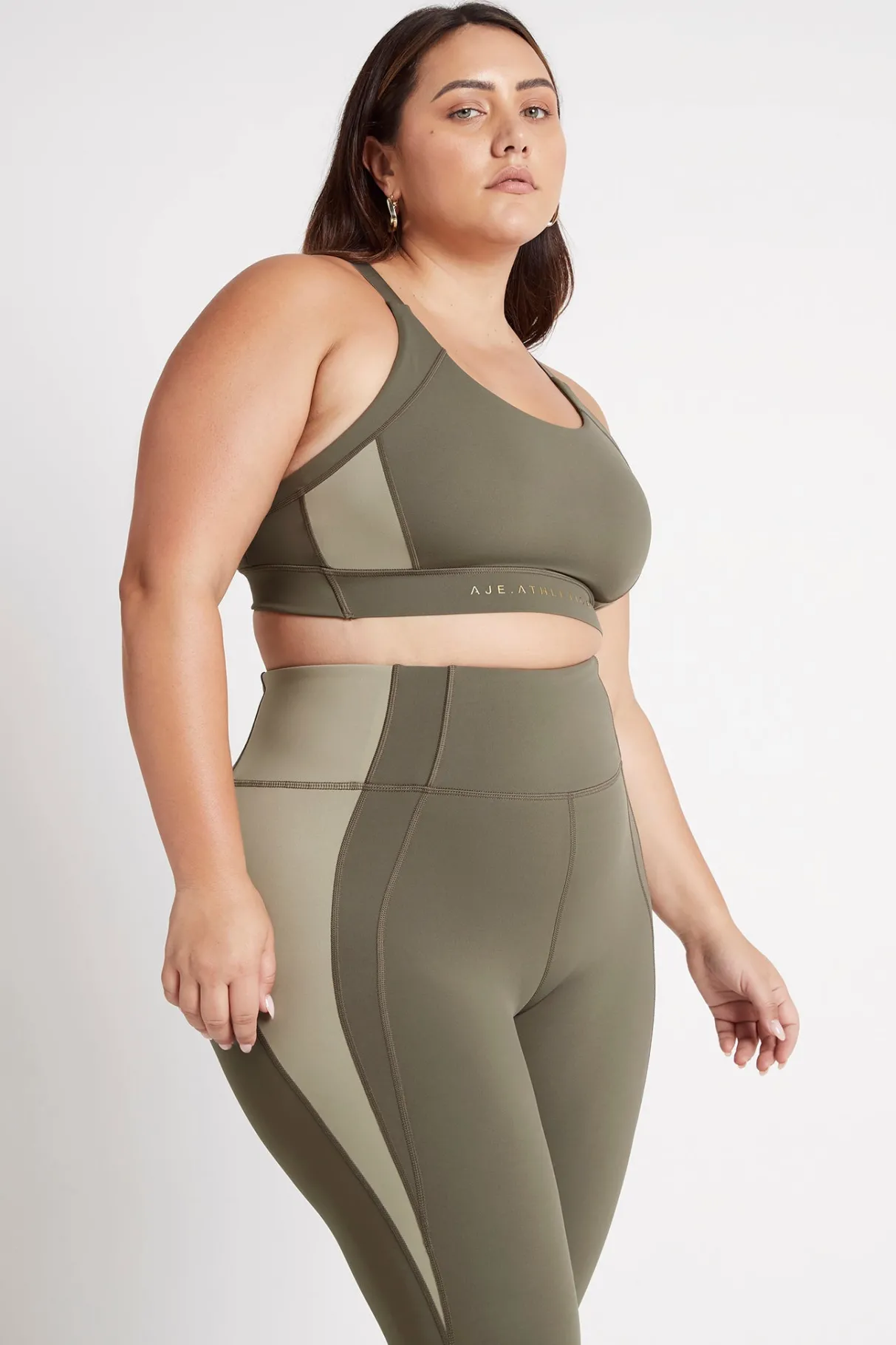 contrast_adjustable_strap_sports_bra__13.webp Sale Aje ATHLETICA Contrast Adjustable Strap Sports Bra 321 Forest Green/Sage