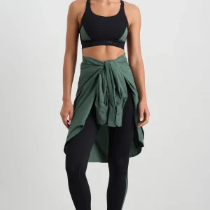 Fashion Aje ATHLETICA Contrast Adjustable Strap Sports Bra 321 Black Moss Green