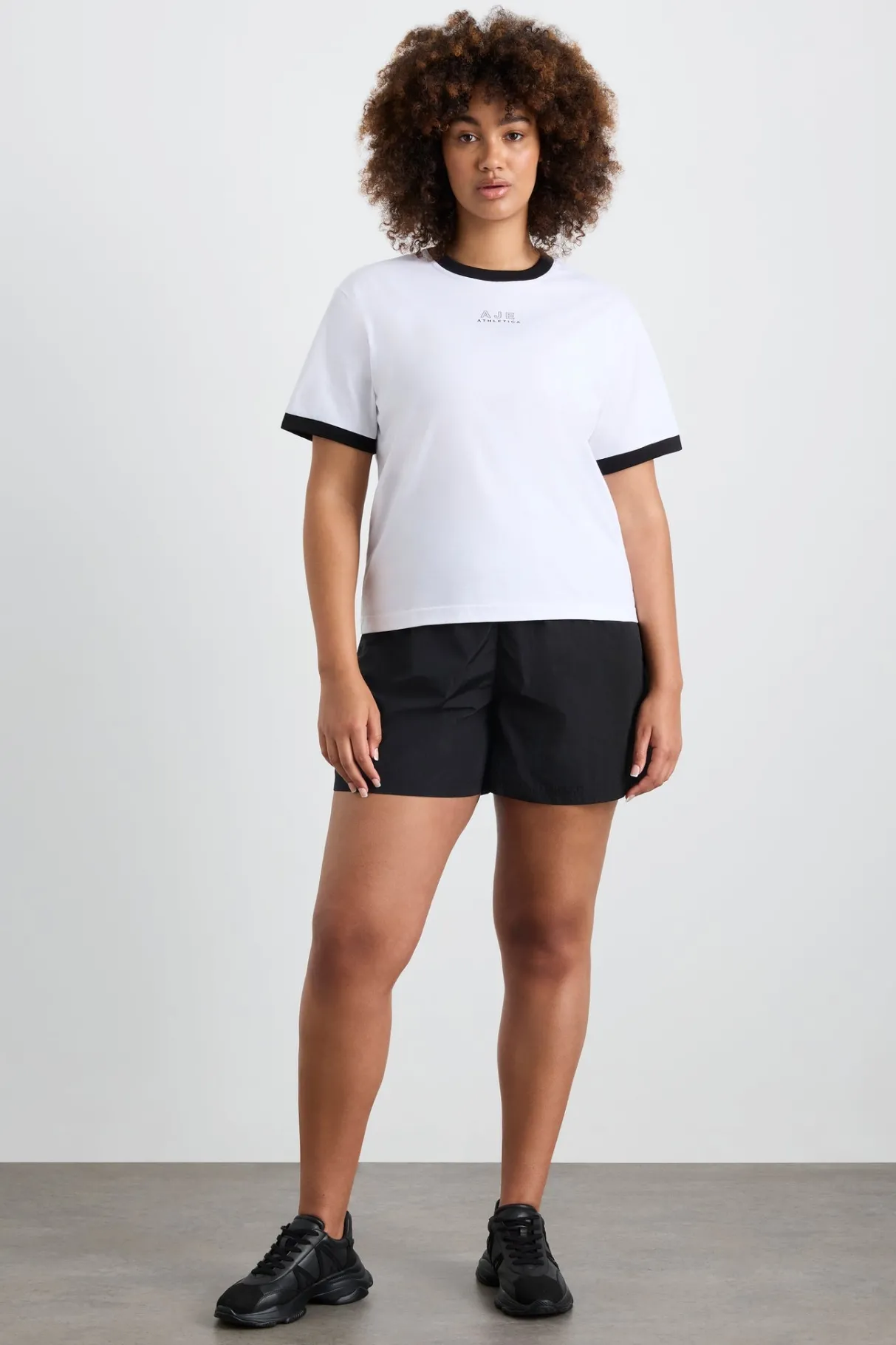 contrast_bind_logo_tee__10.webp Online Aje ATHLETICA Contrast Bind Logo Tee 110 White/Black