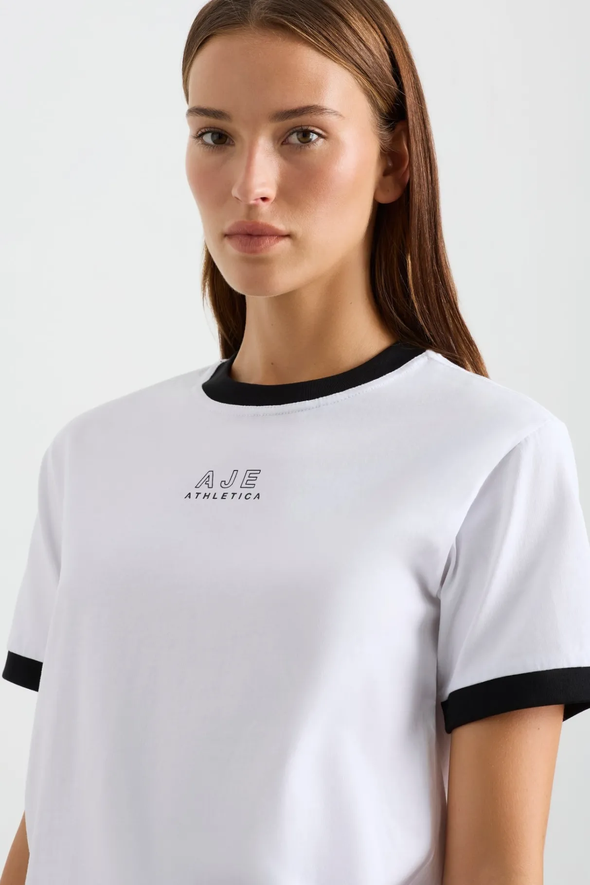 contrast_bind_logo_tee__3.webp Online Aje ATHLETICA Contrast Bind Logo Tee 110 White/Black