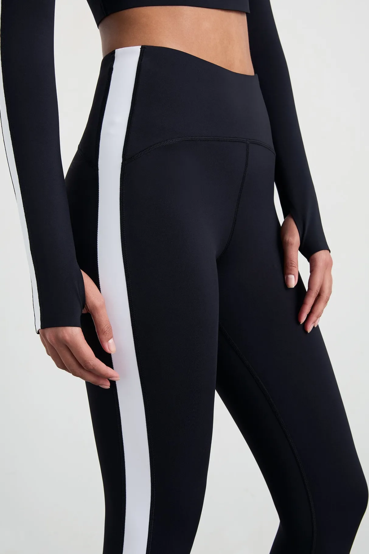 contrast_leggings__4.webp Online Aje ATHLETICA 7/8 Contrast Leggings 248 Black/White