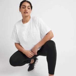 Hot Aje ATHLETICA Cropped Embossed Classic Logo T-Shirt 105 White