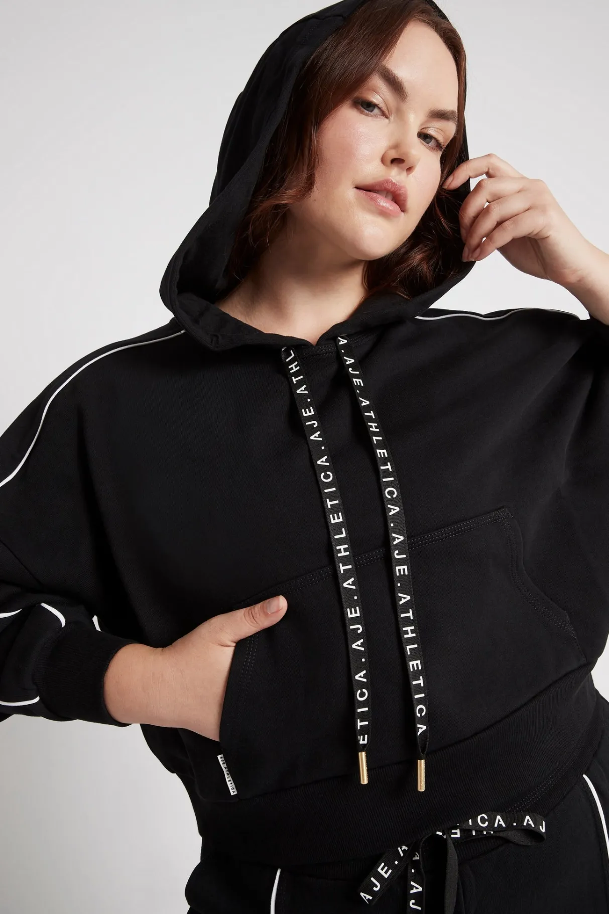 cropped_essential_contrast_piping_hoodie__11.webp Cheap Aje ATHLETICA Cropped Essential Contrast Piping Hoodie 405 Black/White