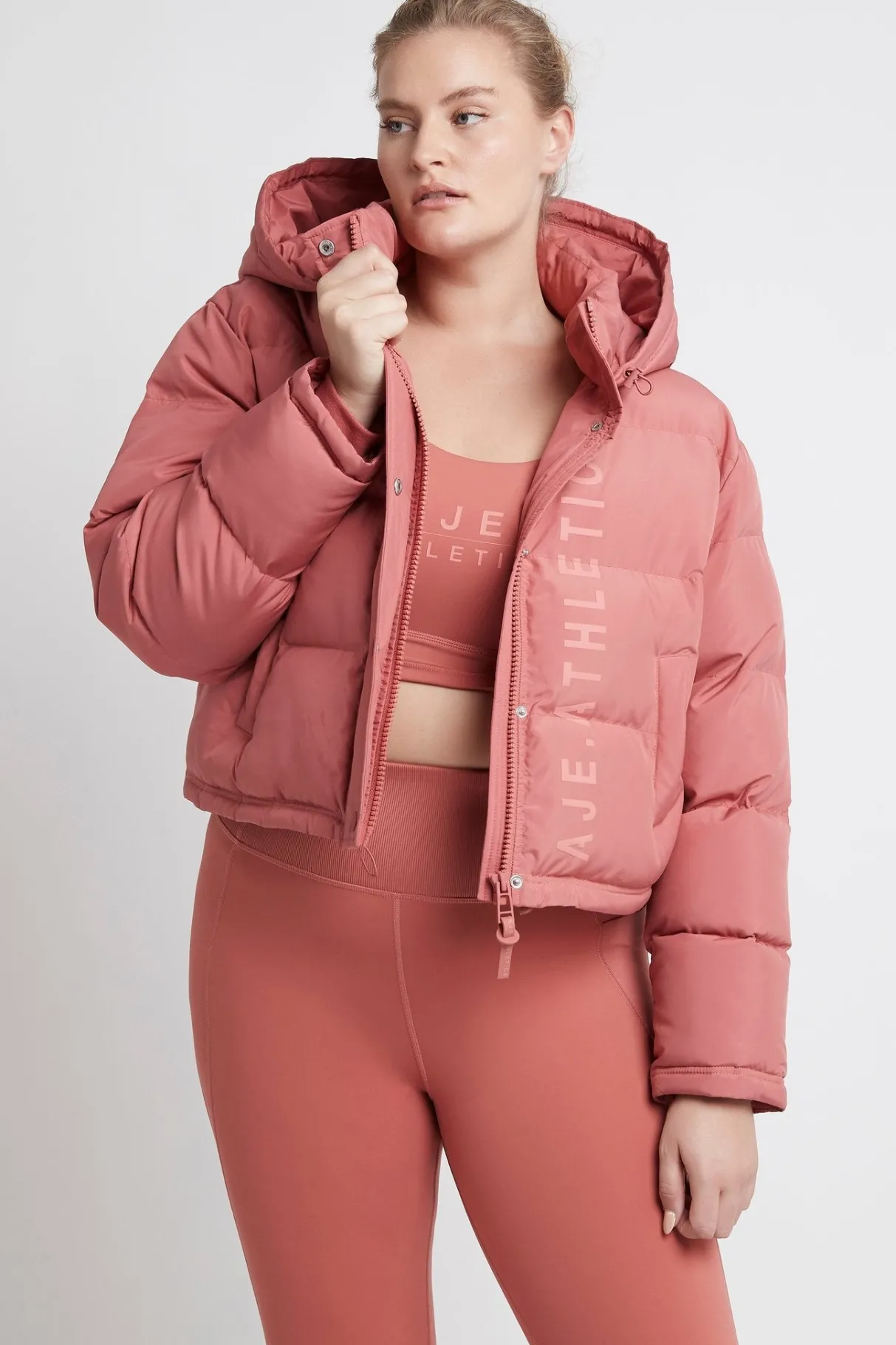 cropped_puffer_jacket__13.webp Hot Aje ATHLETICA Cropped Puffer Jacket 001 Dusty Rose