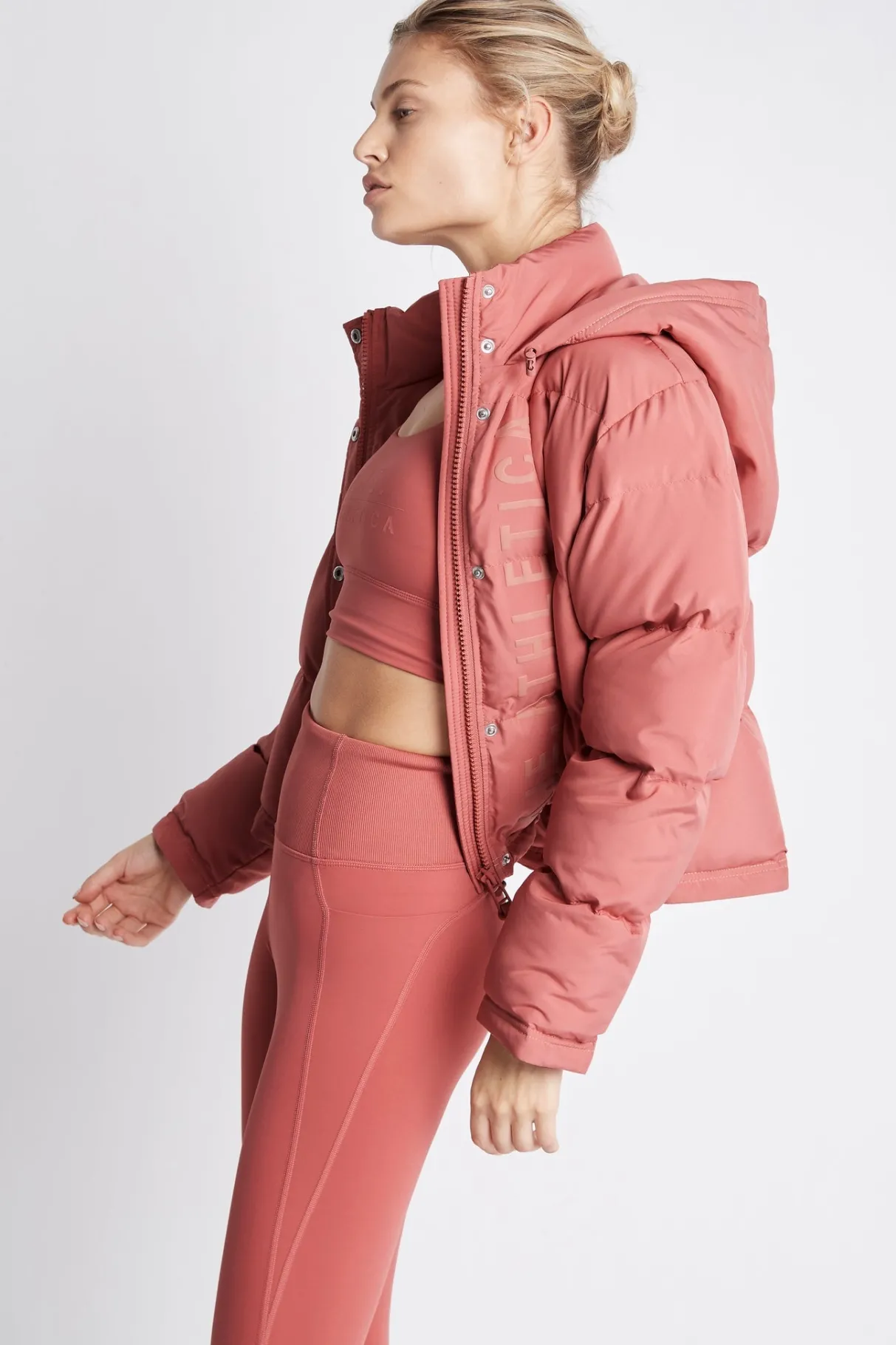 cropped_puffer_jacket__3.webp Hot Aje ATHLETICA Cropped Puffer Jacket 001 Dusty Rose