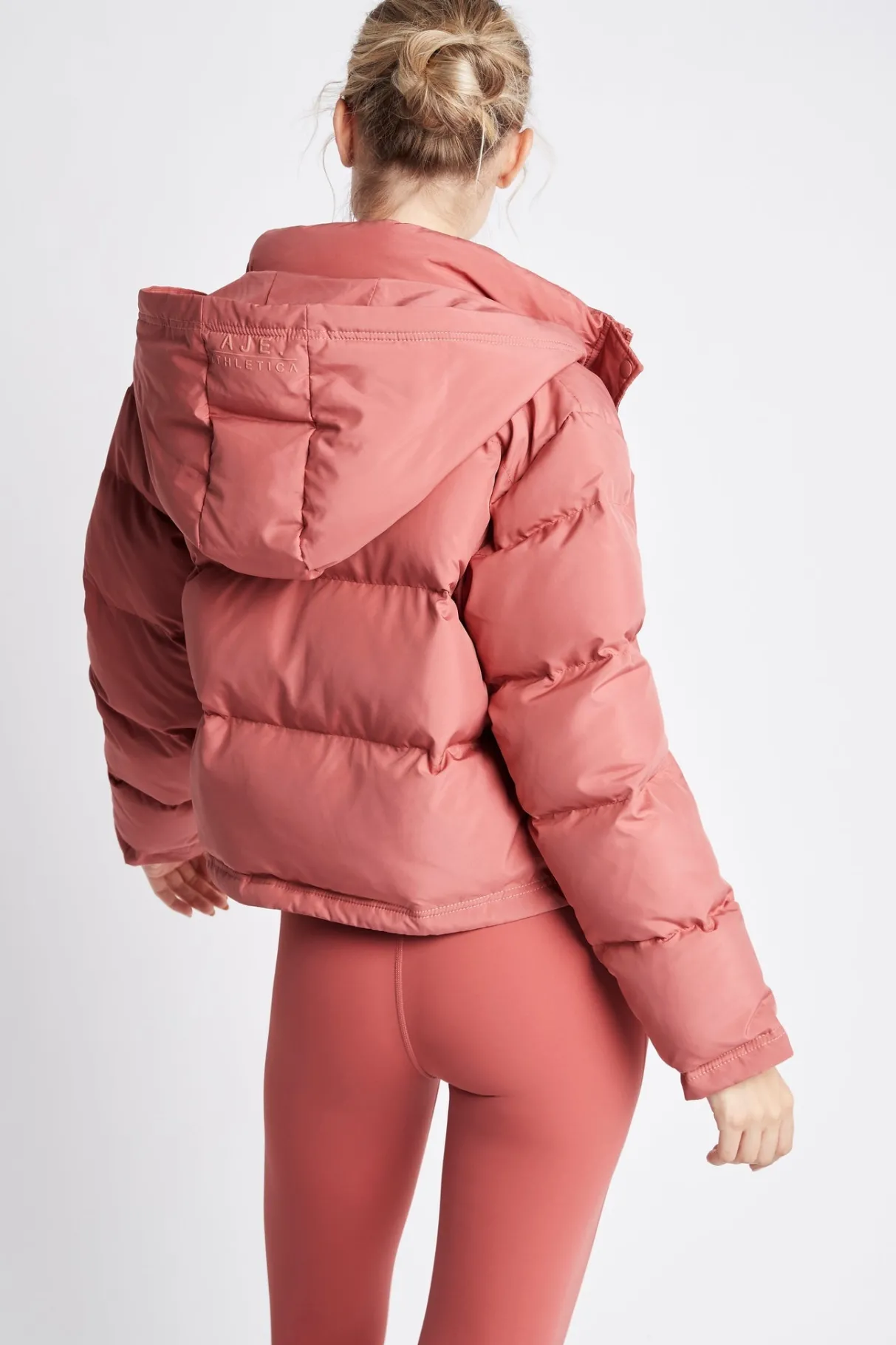 cropped_puffer_jacket__4.webp Hot Aje ATHLETICA Cropped Puffer Jacket 001 Dusty Rose