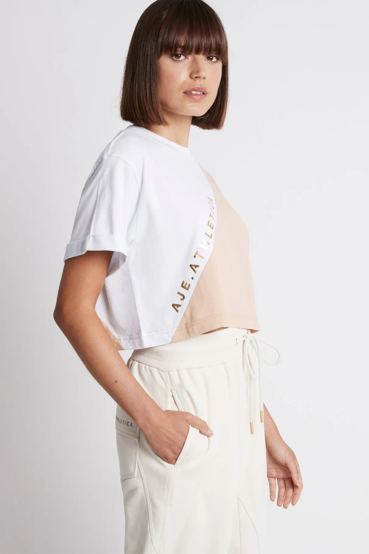 cropped_signature_logo_tshirt__3.webp Cheap Aje ATHLETICA Cropped Signature Logo T-Shirt 105 White/Sand