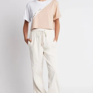 Cheap Aje ATHLETICA Cropped Signature Logo T-Shirt 105 White/Sand