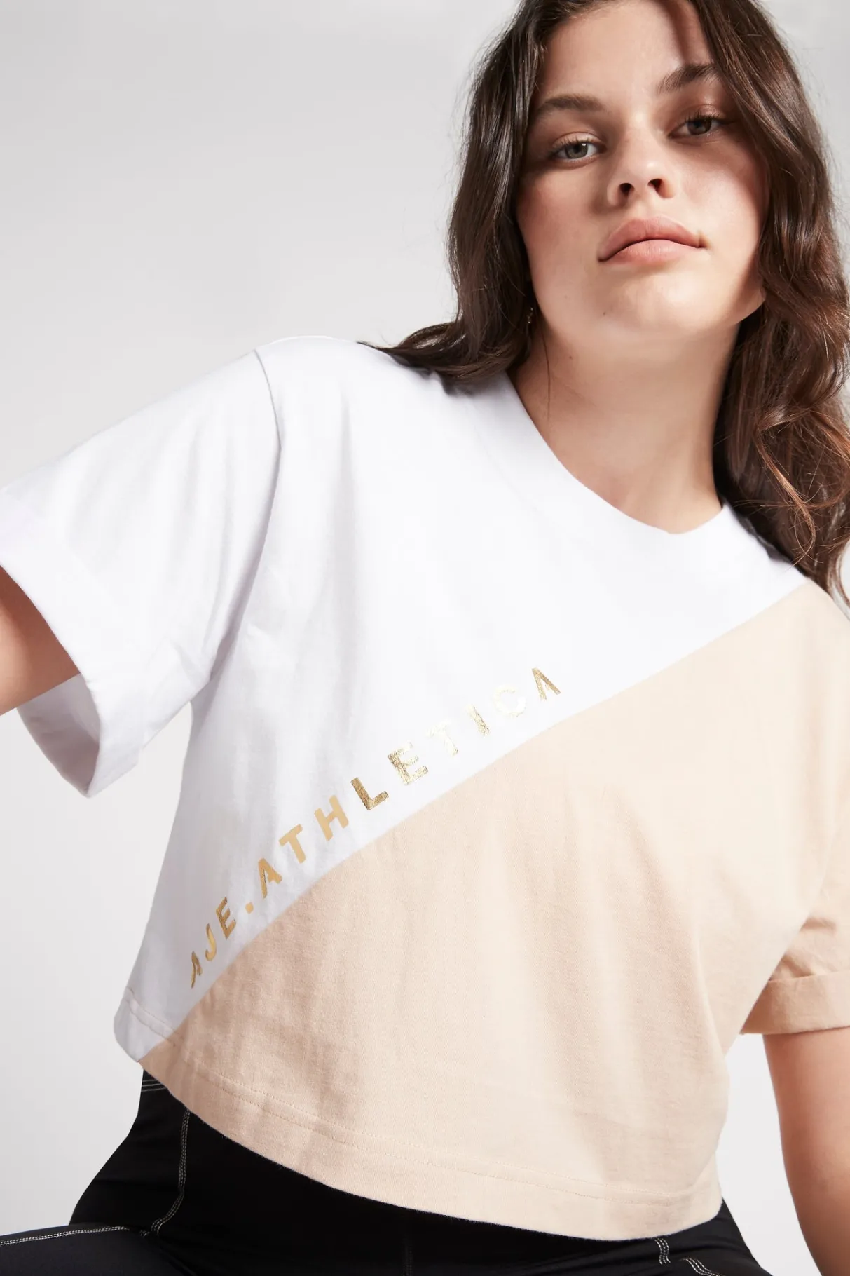 cropped_signature_logo_tshirt__7.webp Cheap Aje ATHLETICA Cropped Signature Logo T-Shirt 105 White/Sand