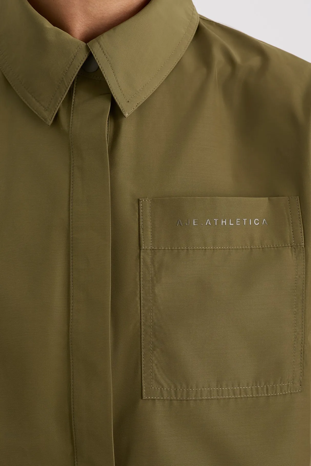 cropped_spray_shirt__4.webp Flash Sale Aje ATHLETICA Cropped Spray Shirt 441 Deep Khaki