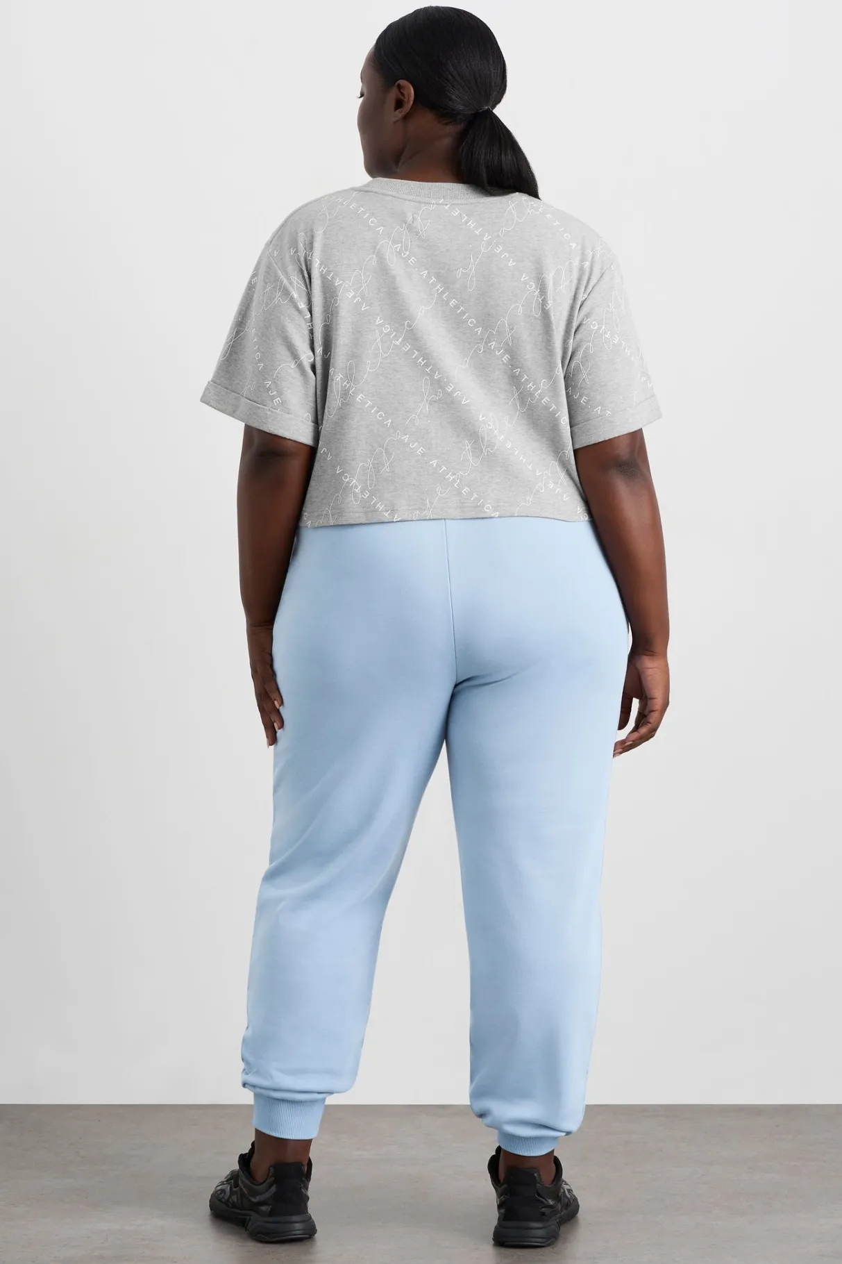 cropped_tee__14-2.webp Discount Aje ATHLETICA Cropped Tee 105 Grey Marle