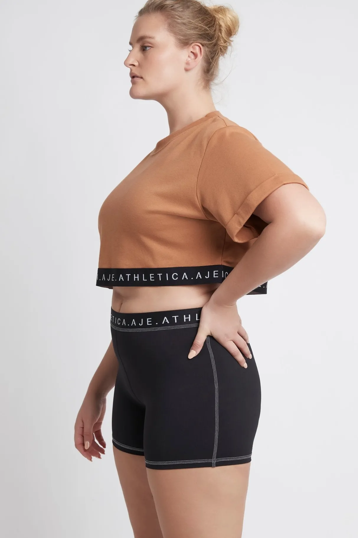 cropped_tshirt__15.webp Best Aje ATHLETICA Cropped T-Shirt 006 Dune