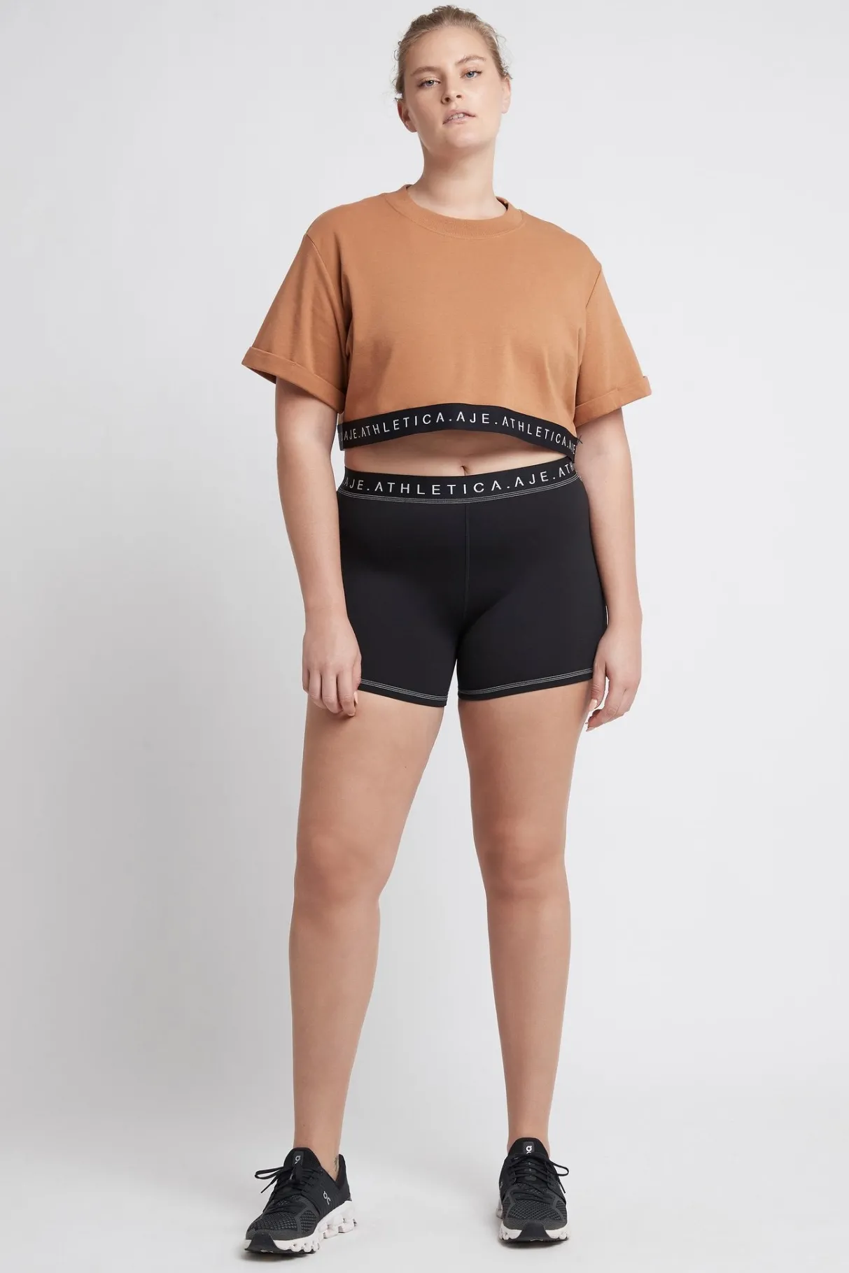 cropped_tshirt__17.webp Best Aje ATHLETICA Cropped T-Shirt 006 Dune