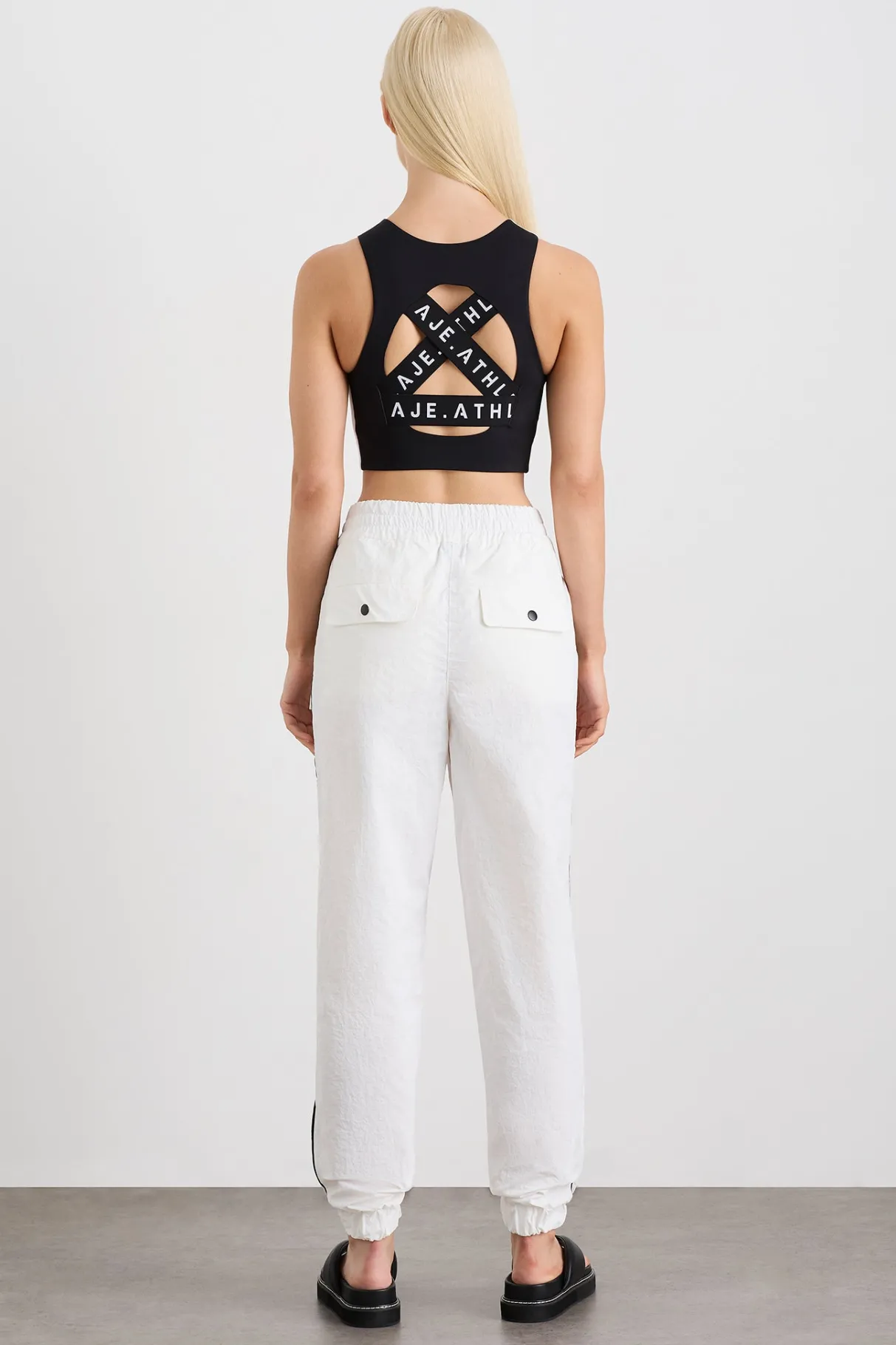 cross_back_crop_top__4-1.webp Outlet Aje ATHLETICA Cross Back Crop Top 311 Black