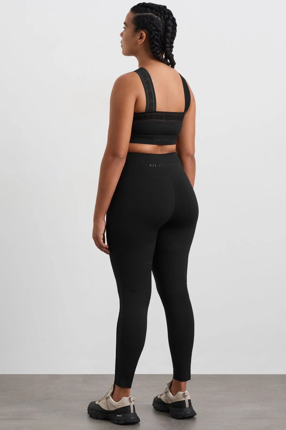 cross_neck_sports_crop__8.webp Outlet Aje ATHLETICA Cross Neck Sports Crop 384 Black