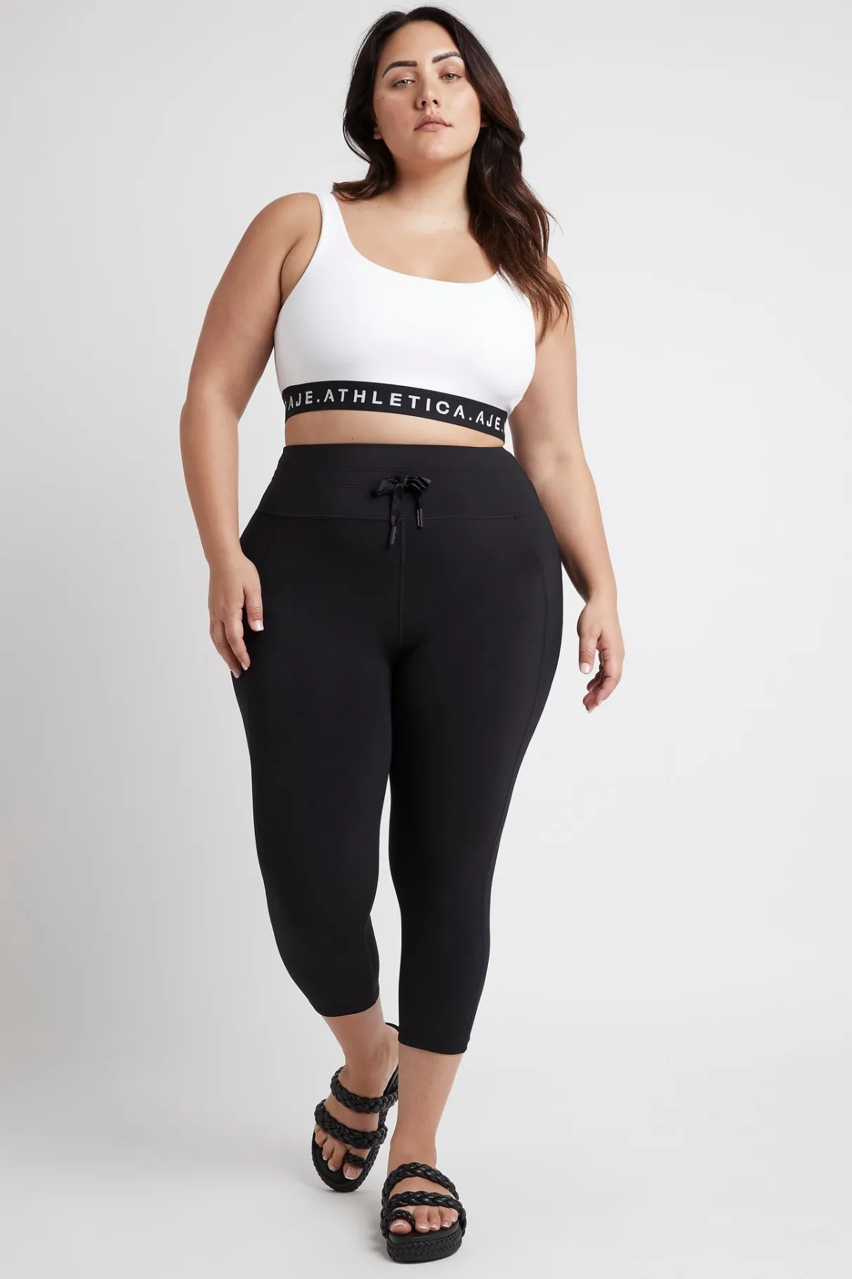 essential_logotape_sports_bra__14.webp Hot Aje ATHLETICA Essential Logotape Sports Bra 307 White/Black