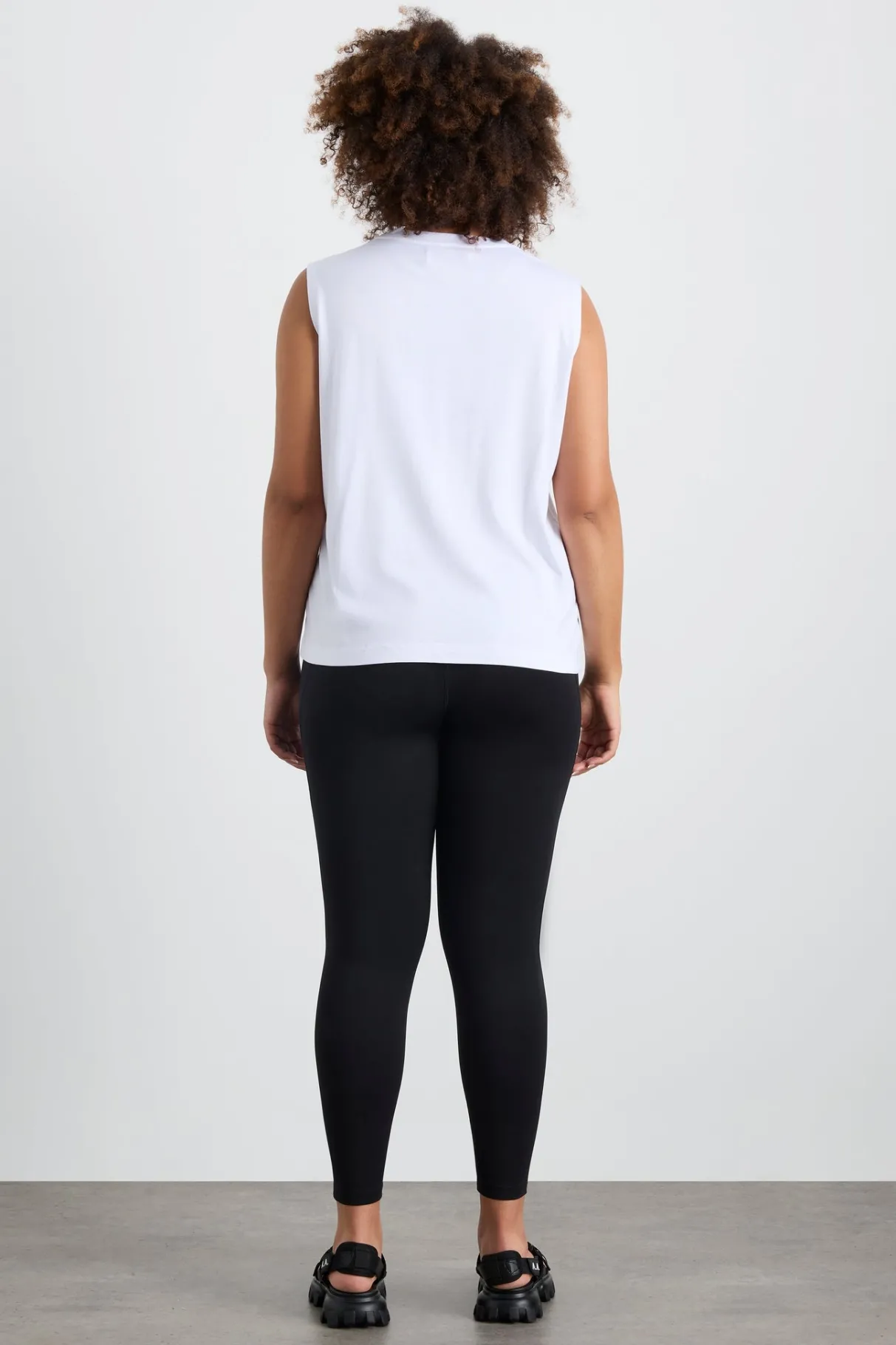 established_logo_tank__12.webp Best Aje ATHLETICA Established Logo Tank 101 White/Black
