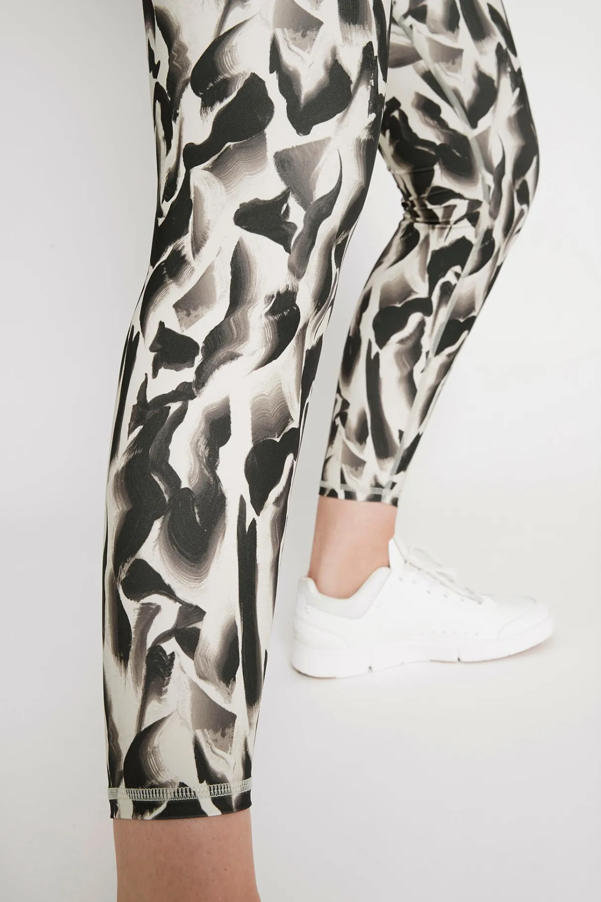 high_rise__legging__7-2.webp Flash Sale Aje ATHLETICA High Rise 7/8 Legging 203 Sage Marble