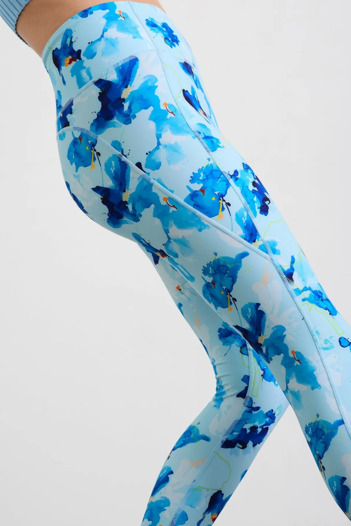 high_rise__legging__9-4.webp Shop Aje ATHLETICA High Rise 7/8 Legging 203 Expressive Floral