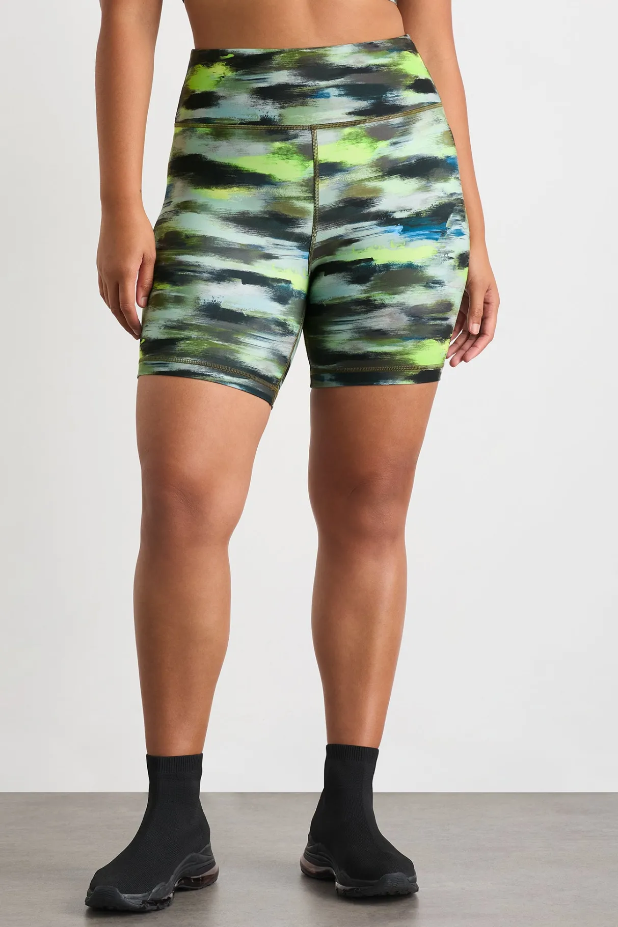 high_rise_bike_shorts__7-3.webp Store Aje ATHLETICA High Rise Bike Shorts 607 Khaki Brushstroke