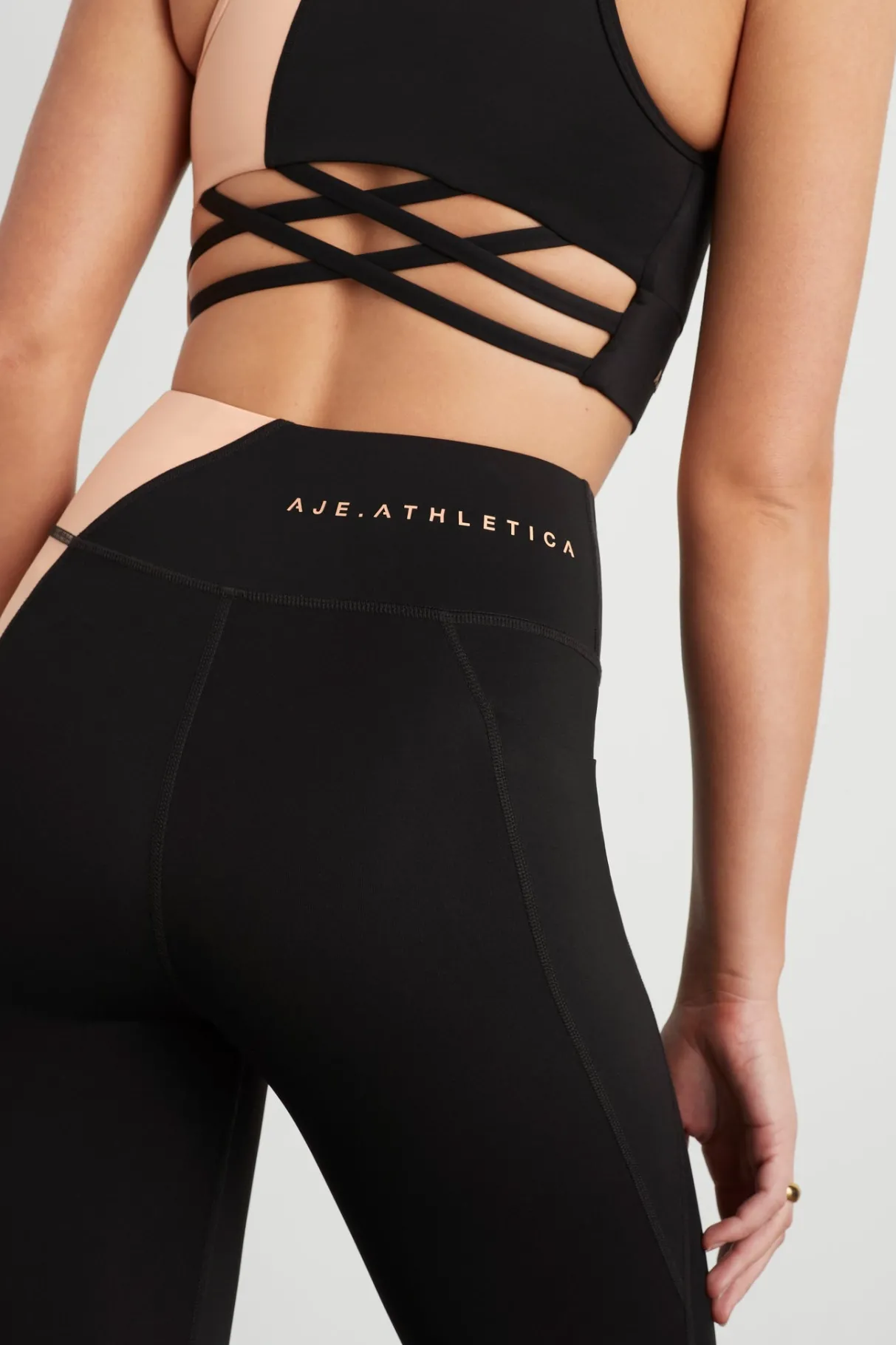 high_rise_colour_block__legging__3-1.webp Cheap Aje ATHLETICA High Rise Colour Block 7/8 Legging 226 Black/Beige