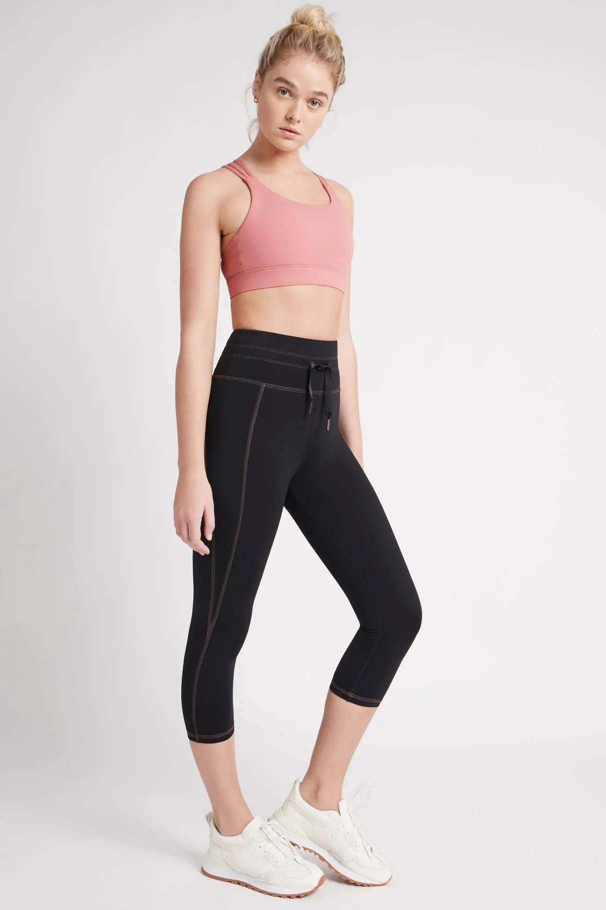 high_rise_contrast__leggings__3.webp Outlet Aje ATHLETICA High Rise Contrast 3/4 Leggings 207 Black/Rose Pink
