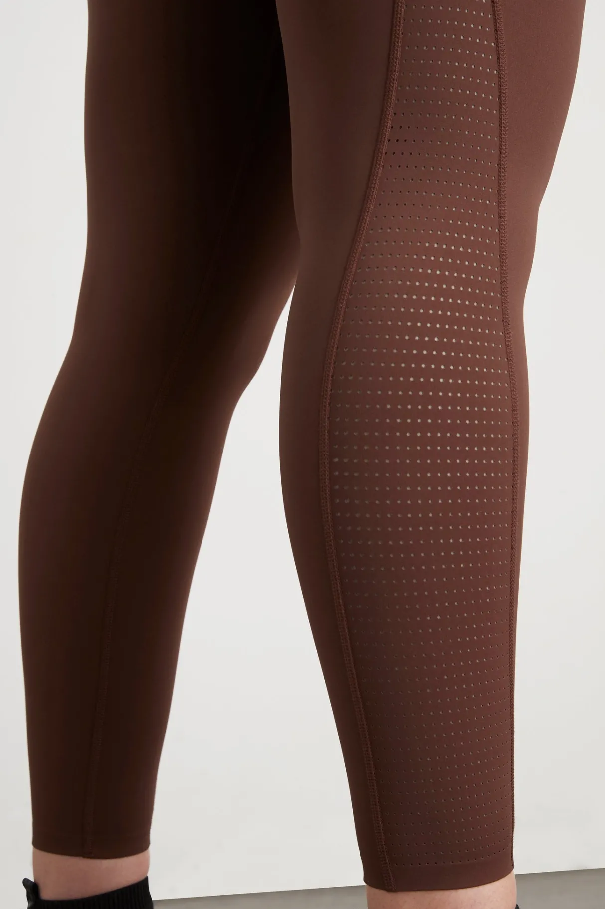 high_rise_perforated_hem_full_length_legging__14.webp Best Aje ATHLETICA High Rise Perforated Hem Full Length Legging 227 Dark Chocolate