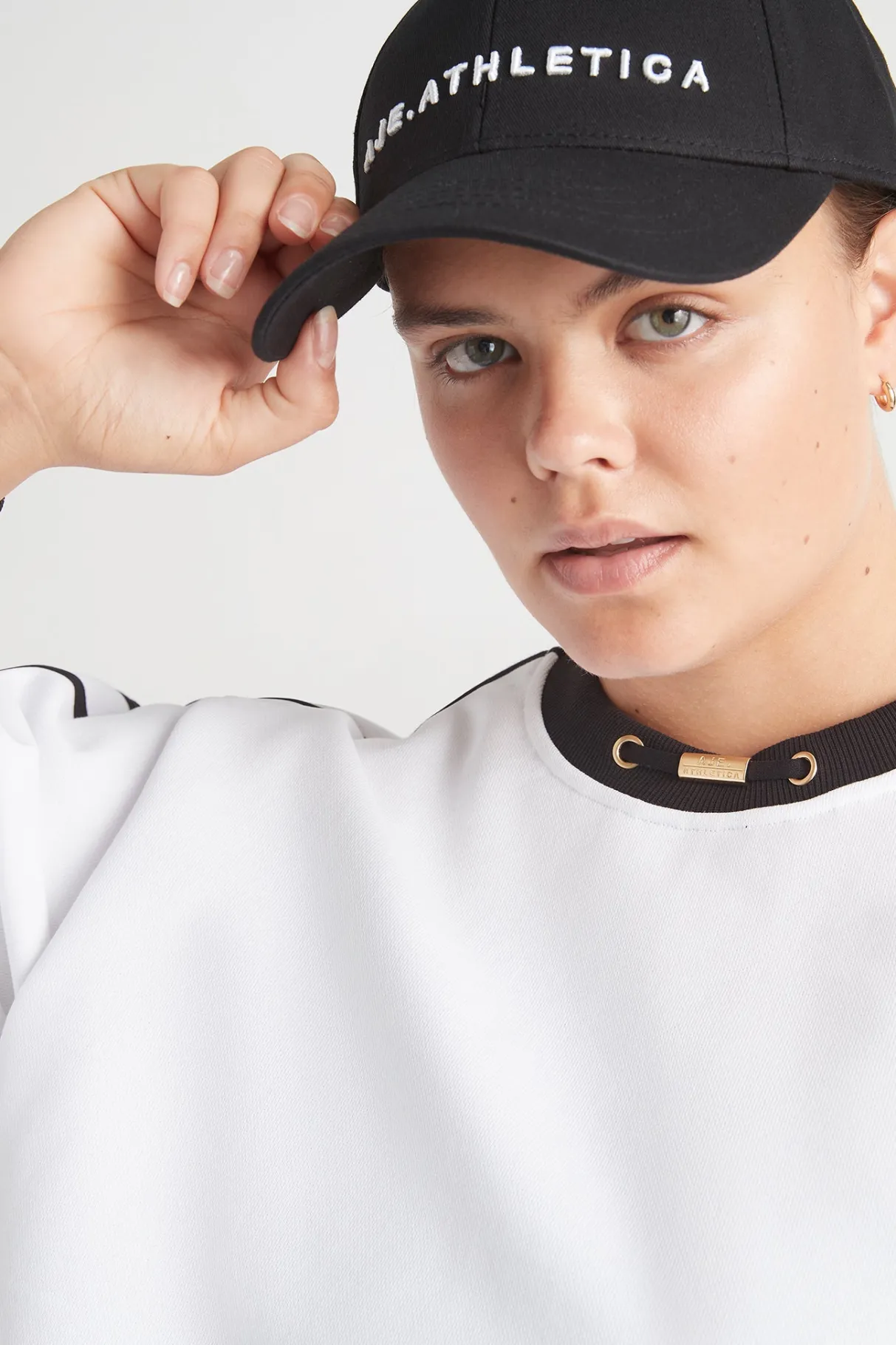 interlock_crop_sweater__14.webp Best Aje ATHLETICA Interlock Crop Sweater 413 White/Black