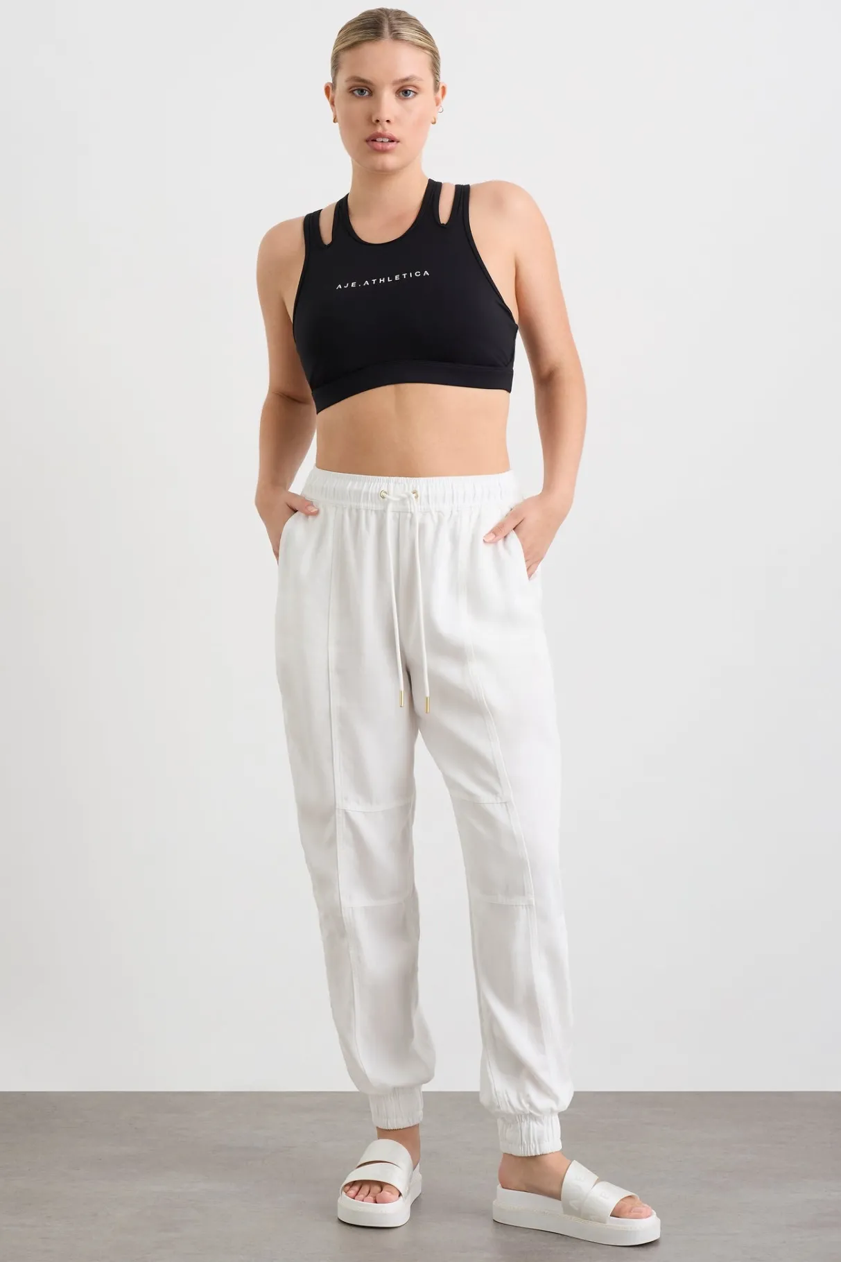 interlock_high_support_bra__7.webp Fashion Aje ATHLETICA Interlock High Support Bra 351 Black